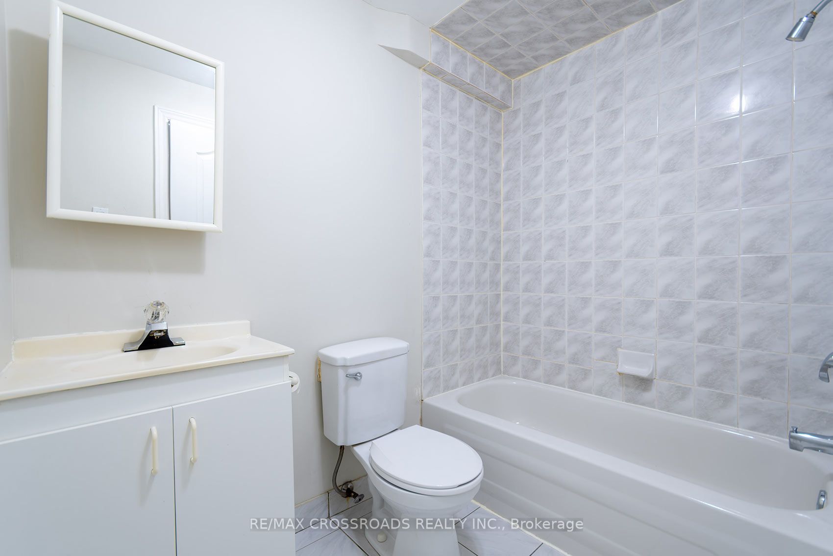 1859 New Street Property Photo 40