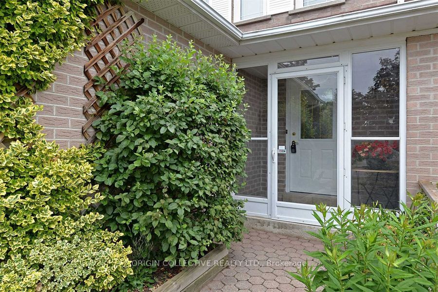 63 Humphrey Drive Property Photo 2
