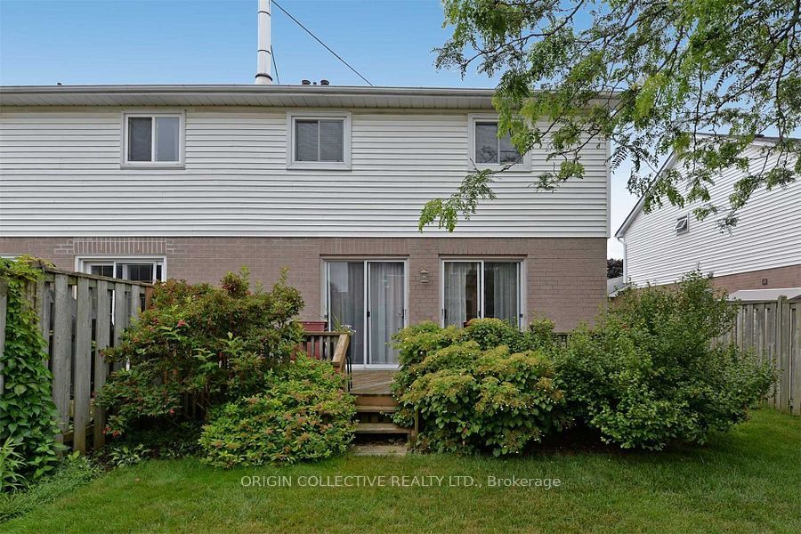 63 Humphrey Drive Property Photo 15
