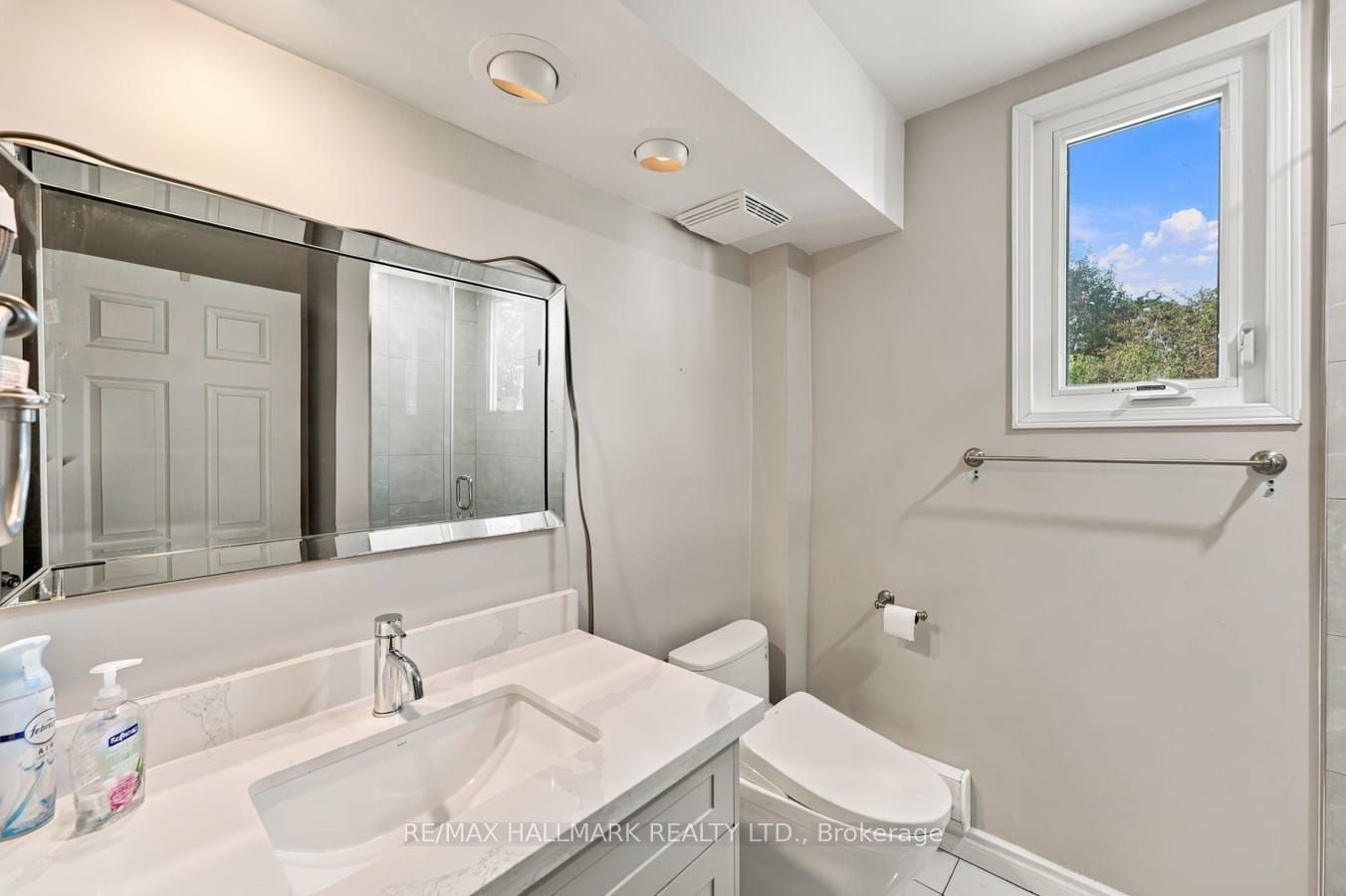 6 Albert Street Property Photo 28