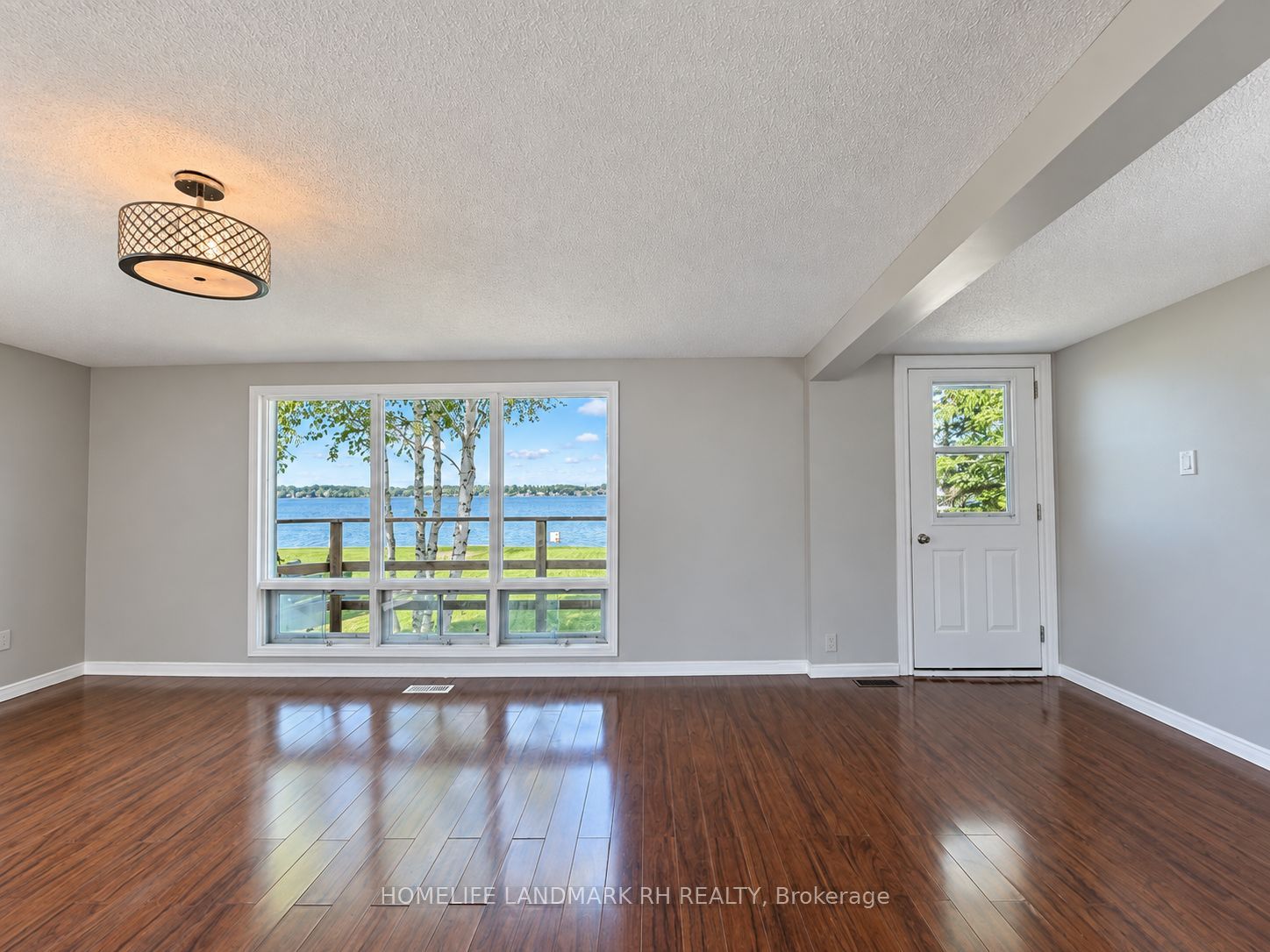 186 Spring Boulevard Property Photo 9