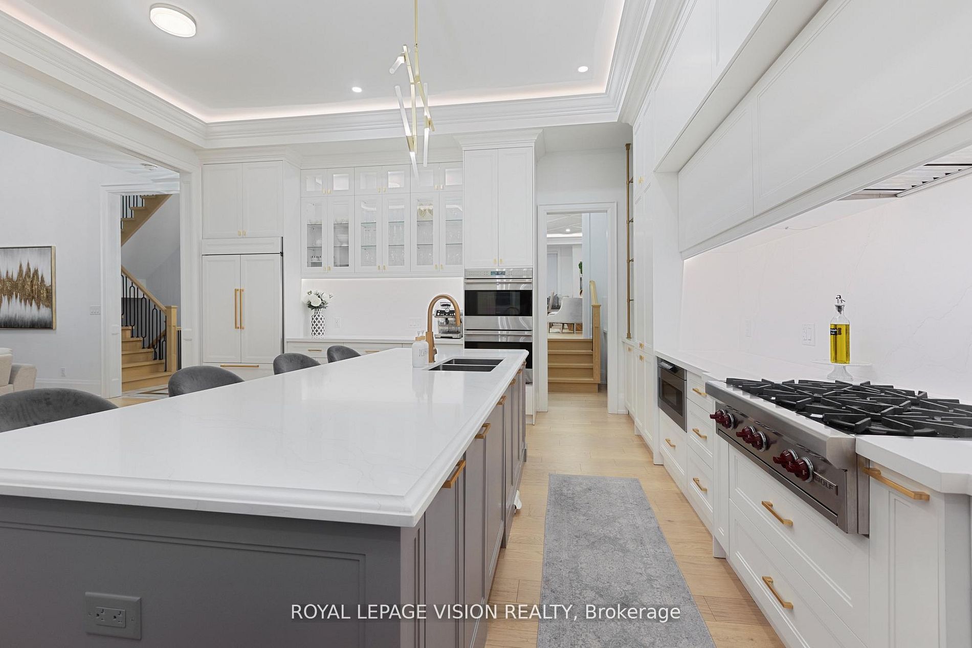 732 West Shore Boulevard Property Photo 17