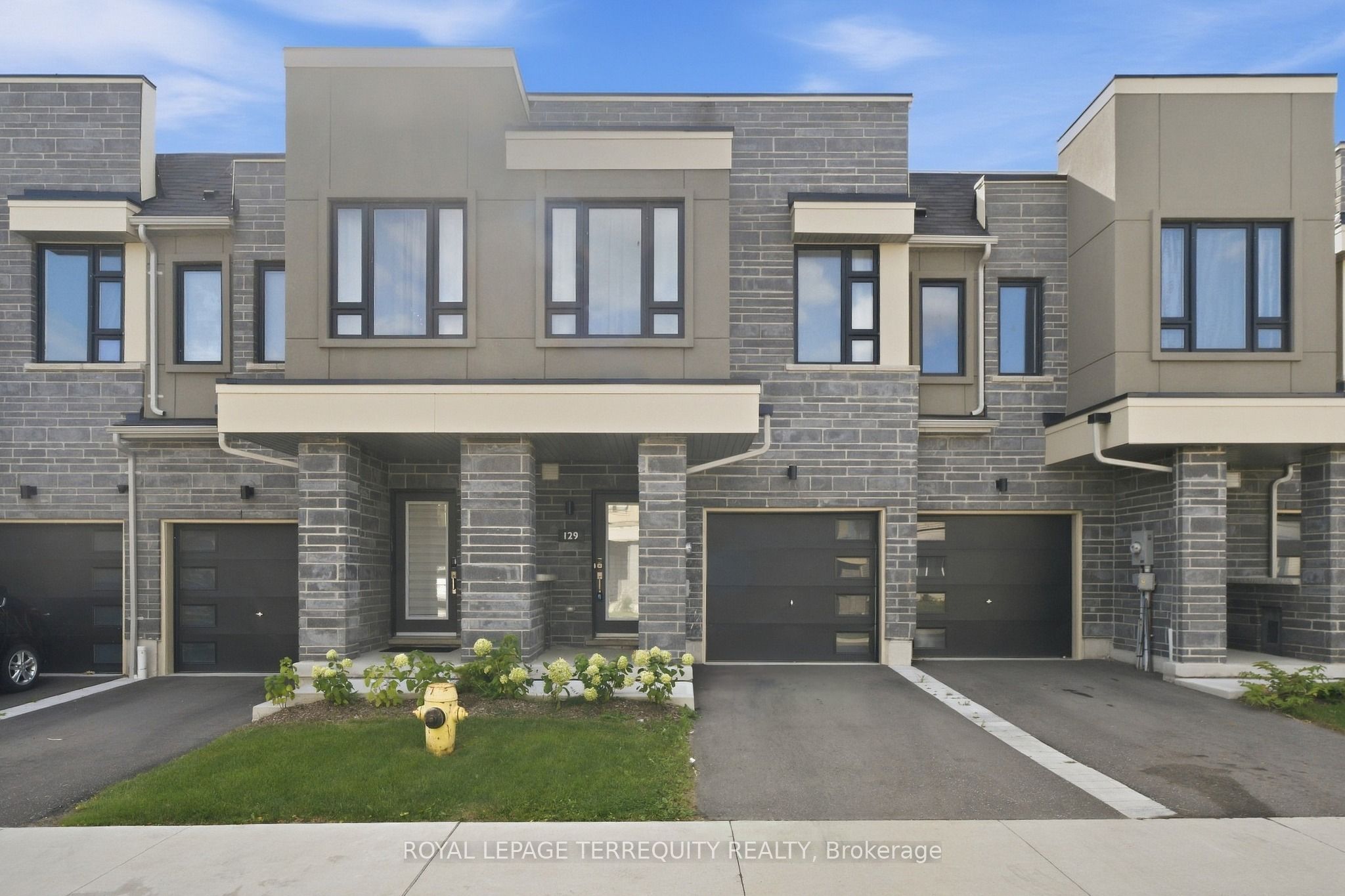 129 Sailors Landing Property Photo 2