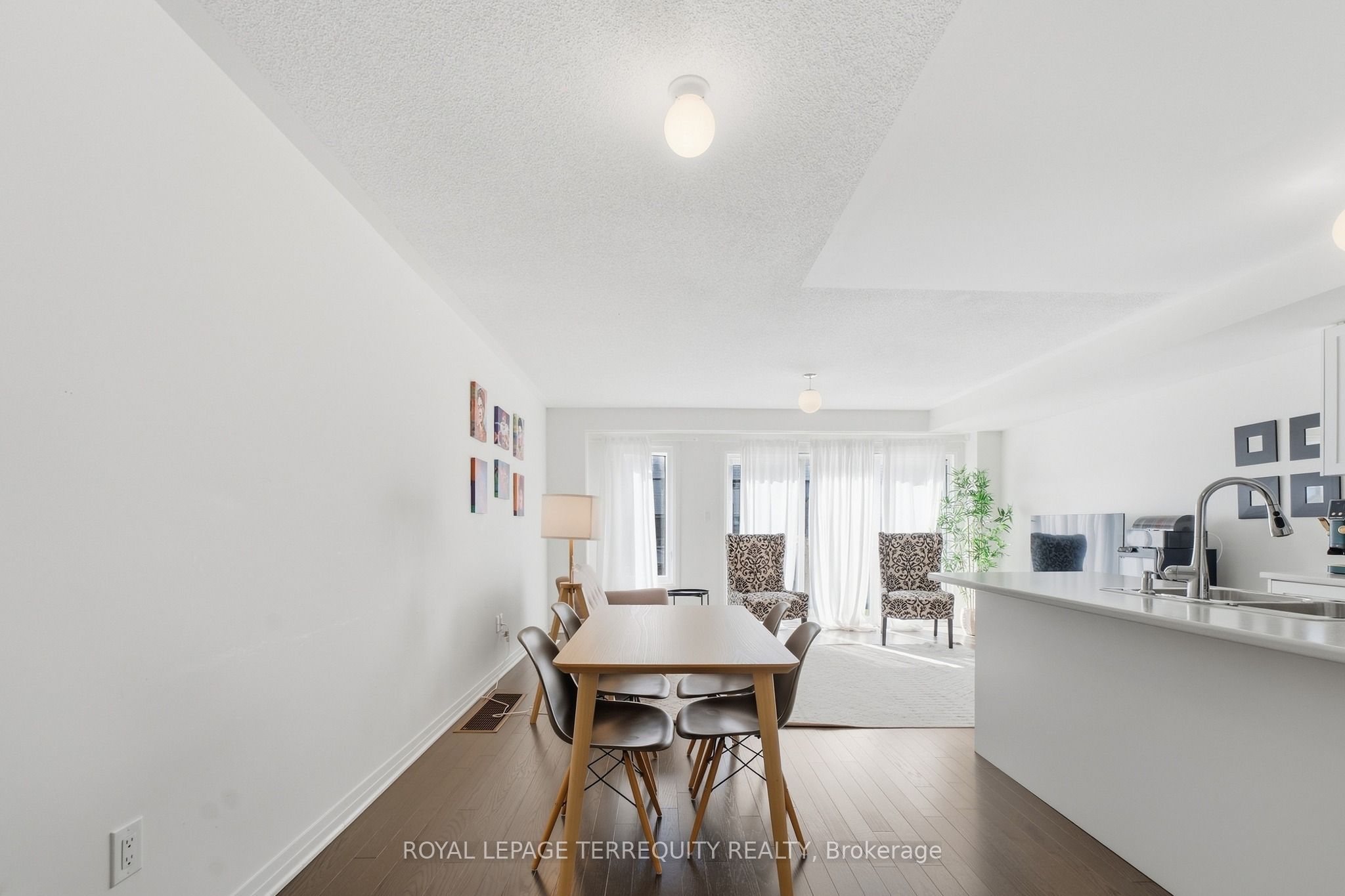 129 Sailors Landing Property Photo 7
