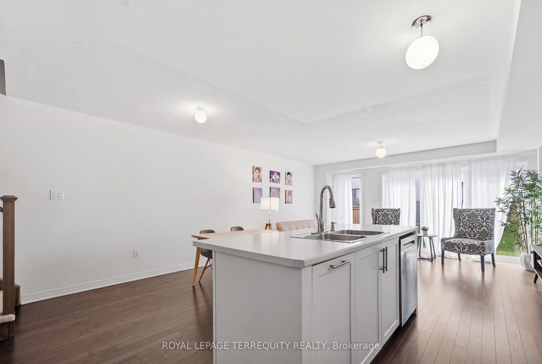 129 Sailors Landing Property Photo 9