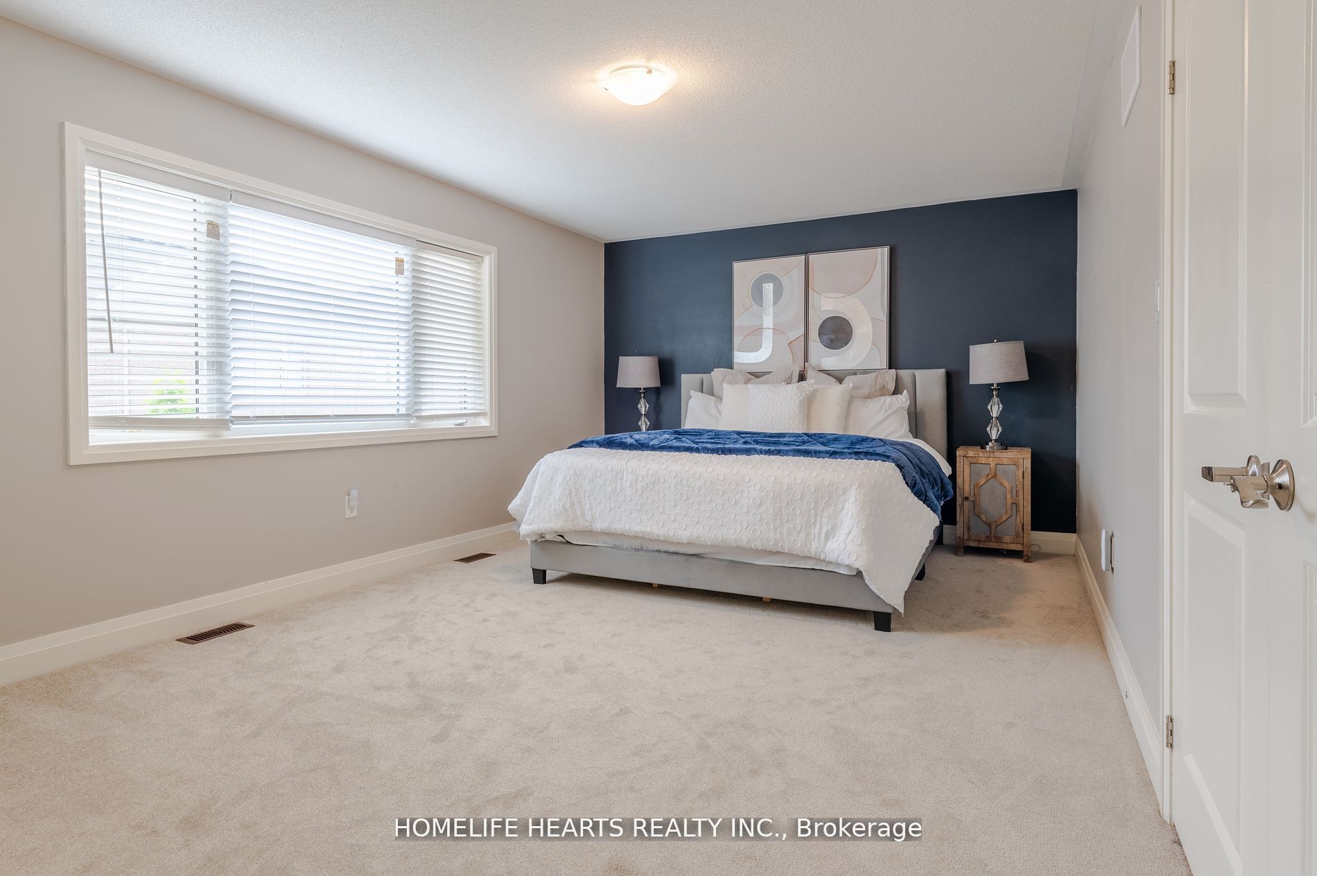 21 Hassard Short Lane Property Photo 18
