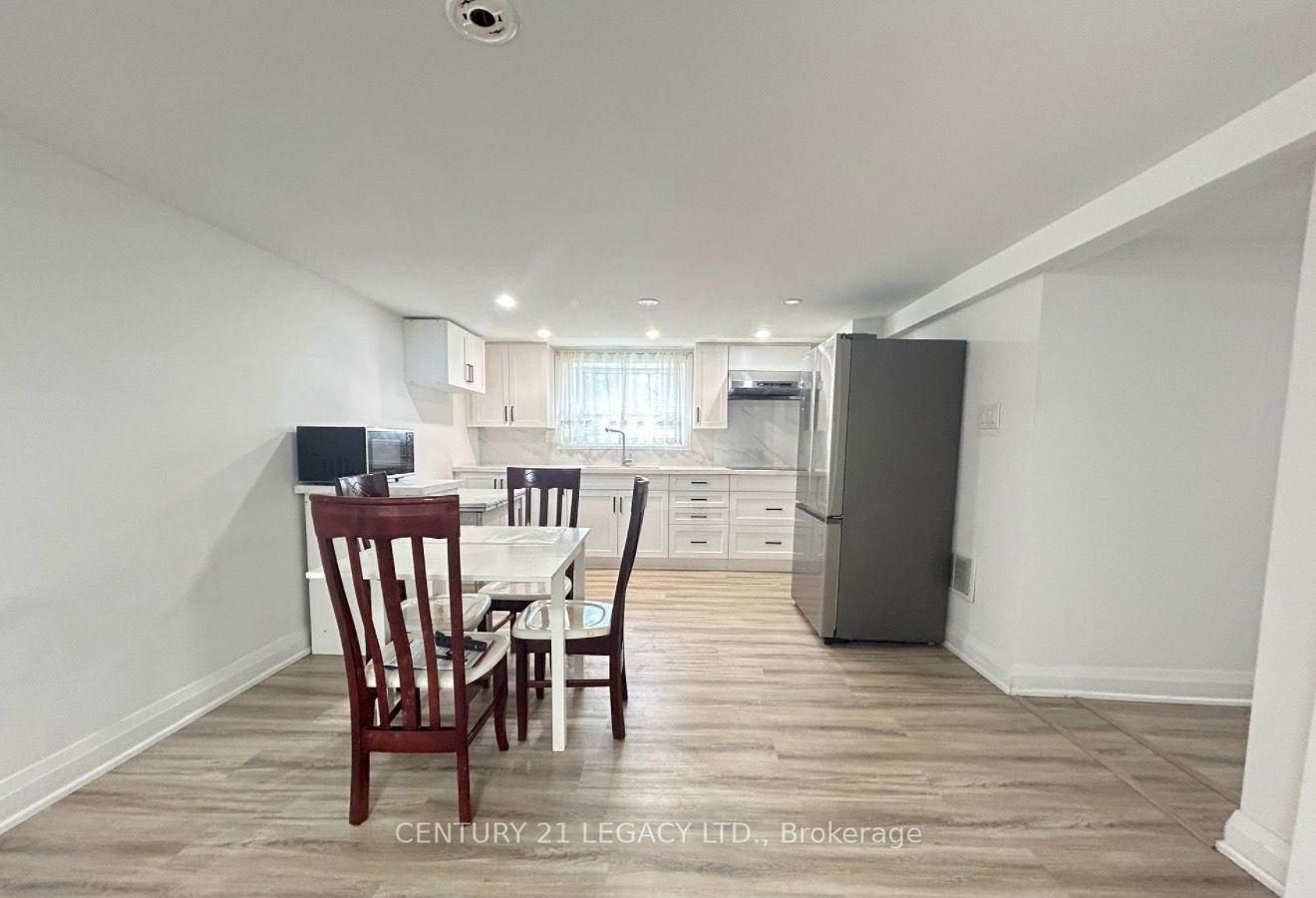 68 Singleton Road Property Photo 2