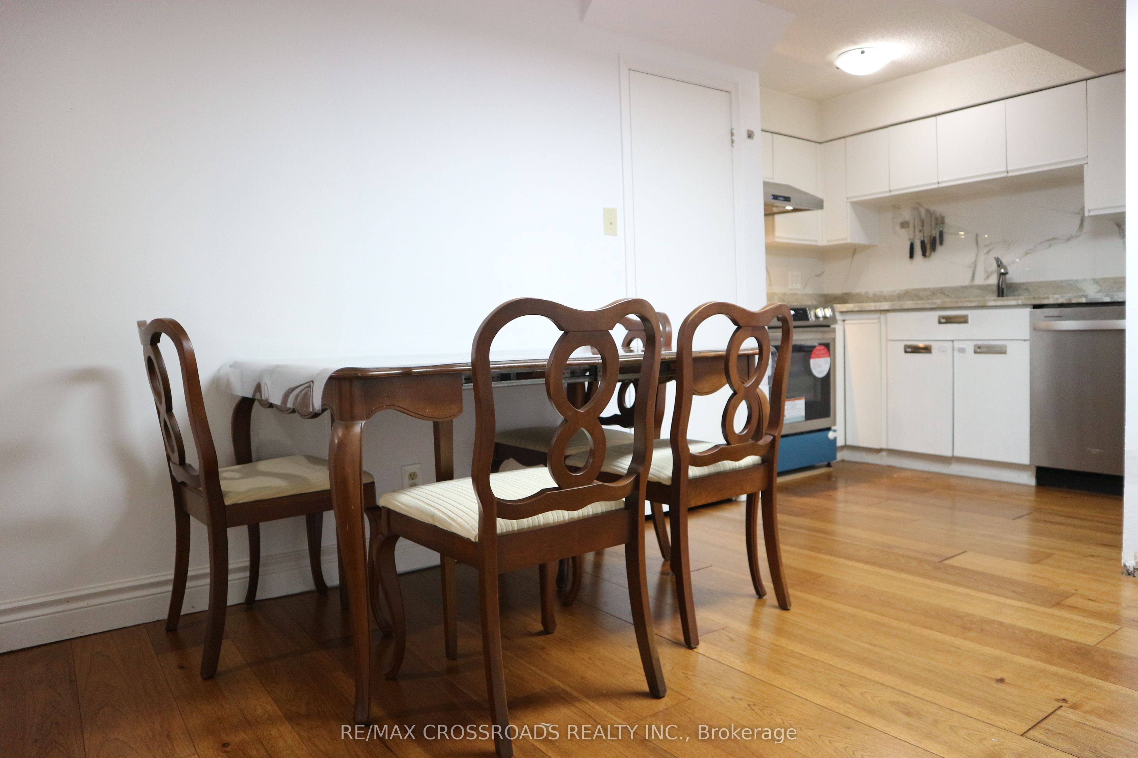 14 Genner Drive (bsmt) Property Photo 9