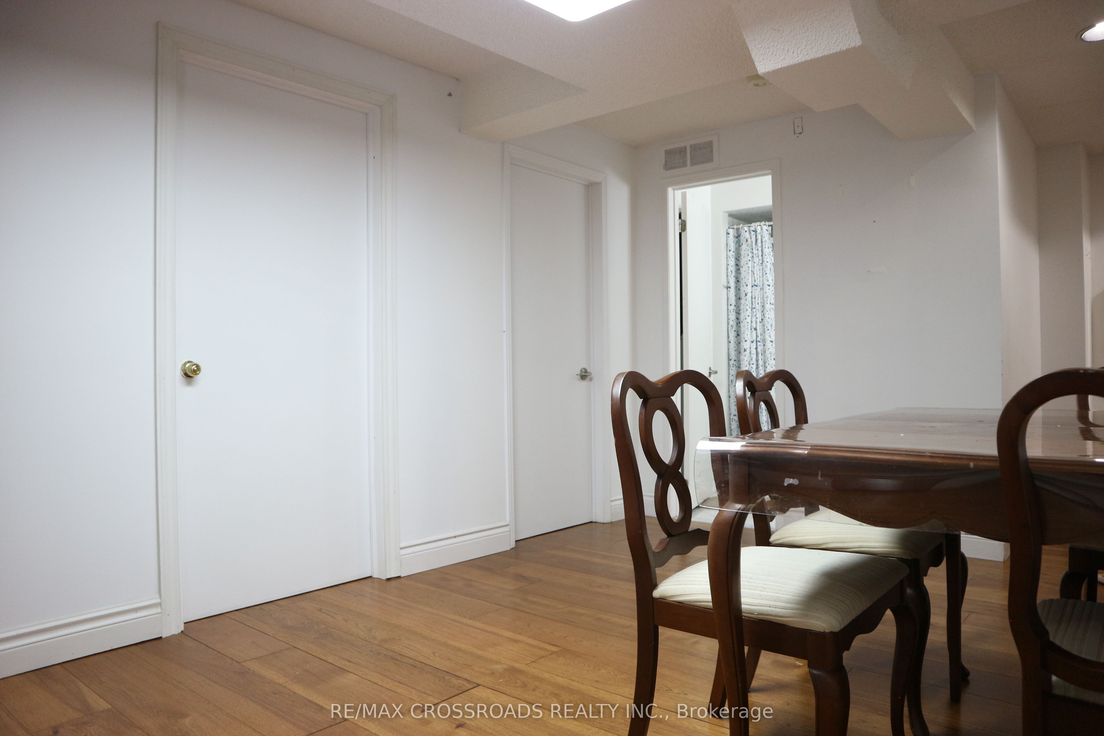 14 Genner Drive (bsmt) Property Photo 10