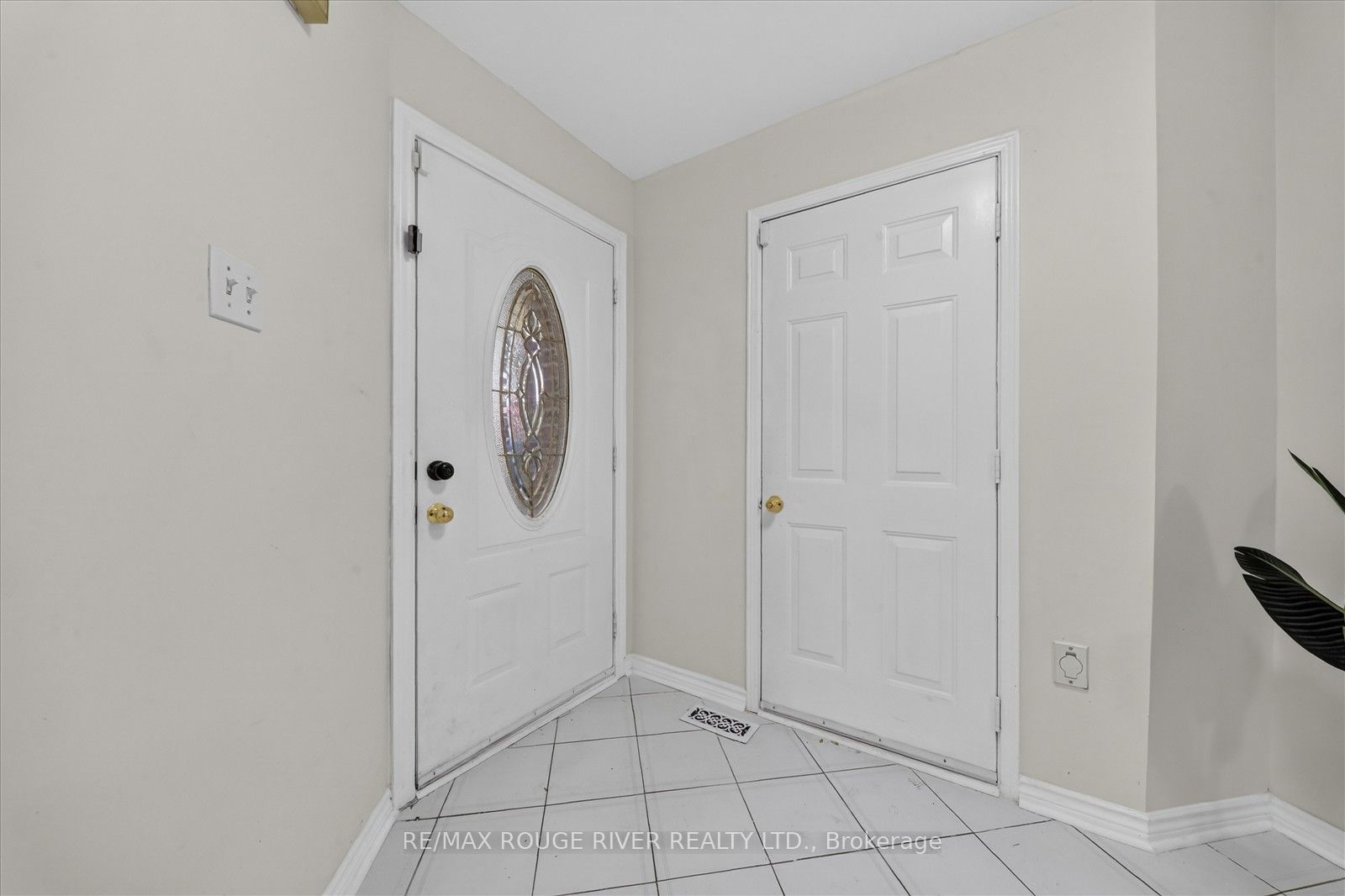 211 Ponymeadow Terrace Property Photo 5