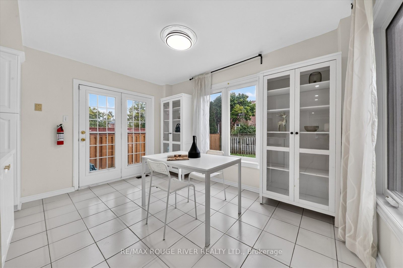 211 Ponymeadow Terrace Property Photo 11