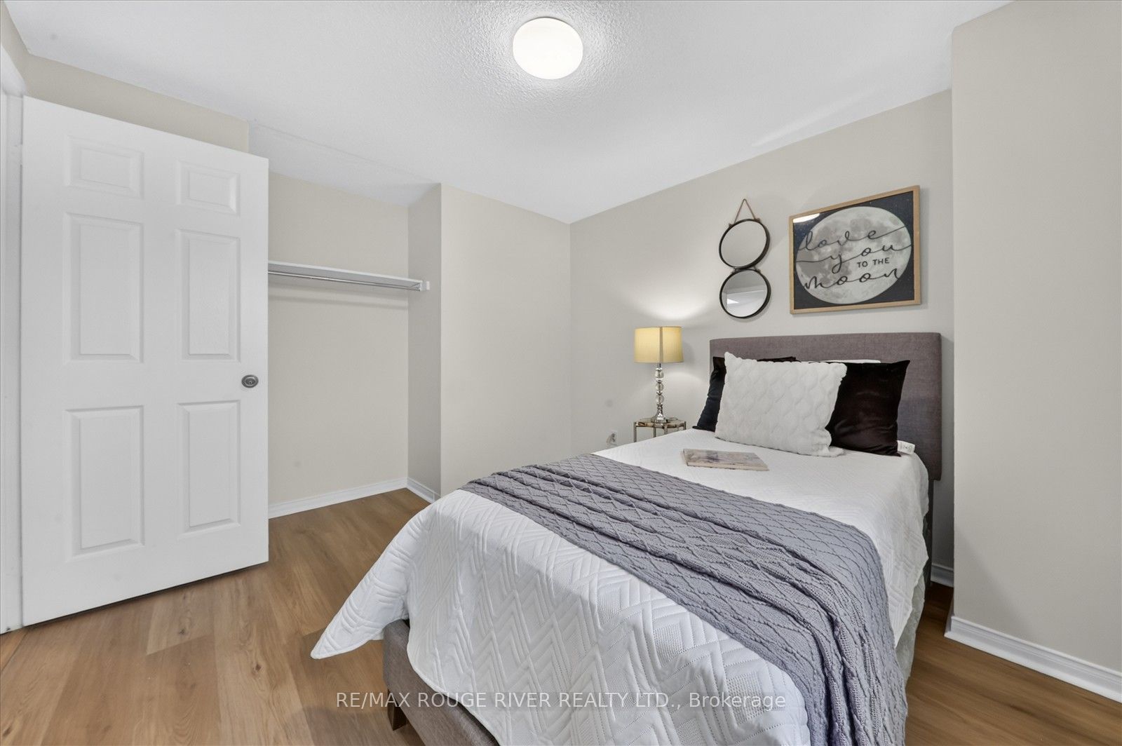 211 Ponymeadow Terrace Property Photo 27
