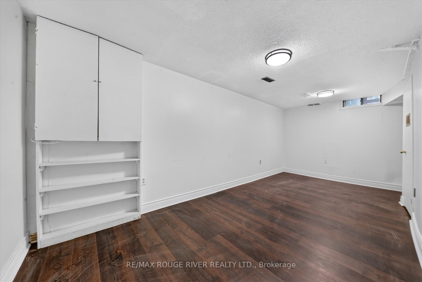 211 Ponymeadow Terrace Property Photo 33