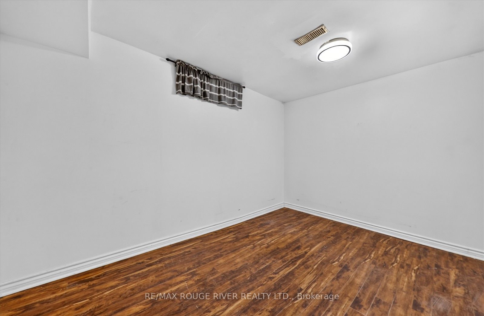 211 Ponymeadow Terrace Property Photo 36