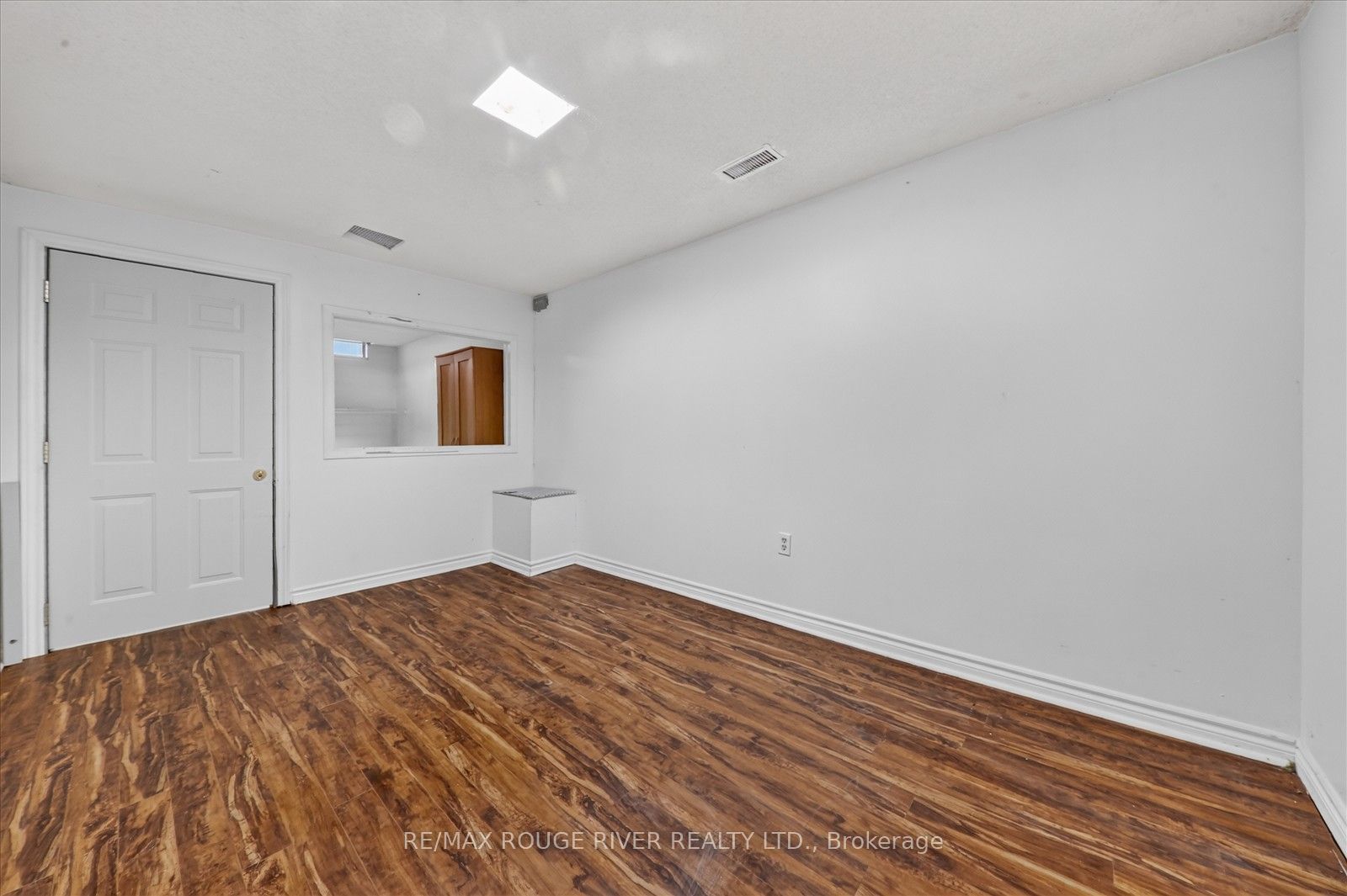 211 Ponymeadow Terrace Property Photo 40