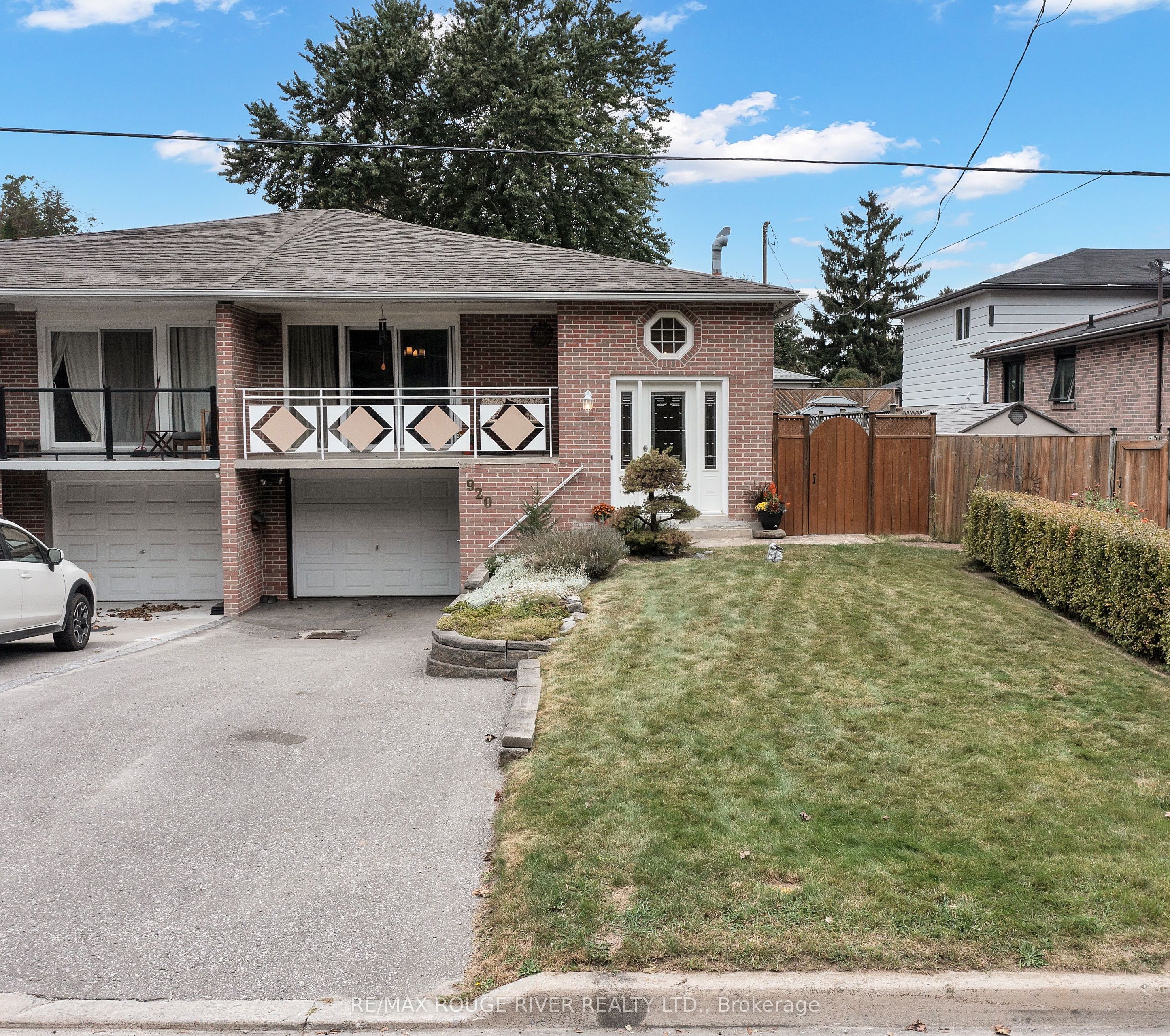 920 Sunrise Avenue Property Photo 1