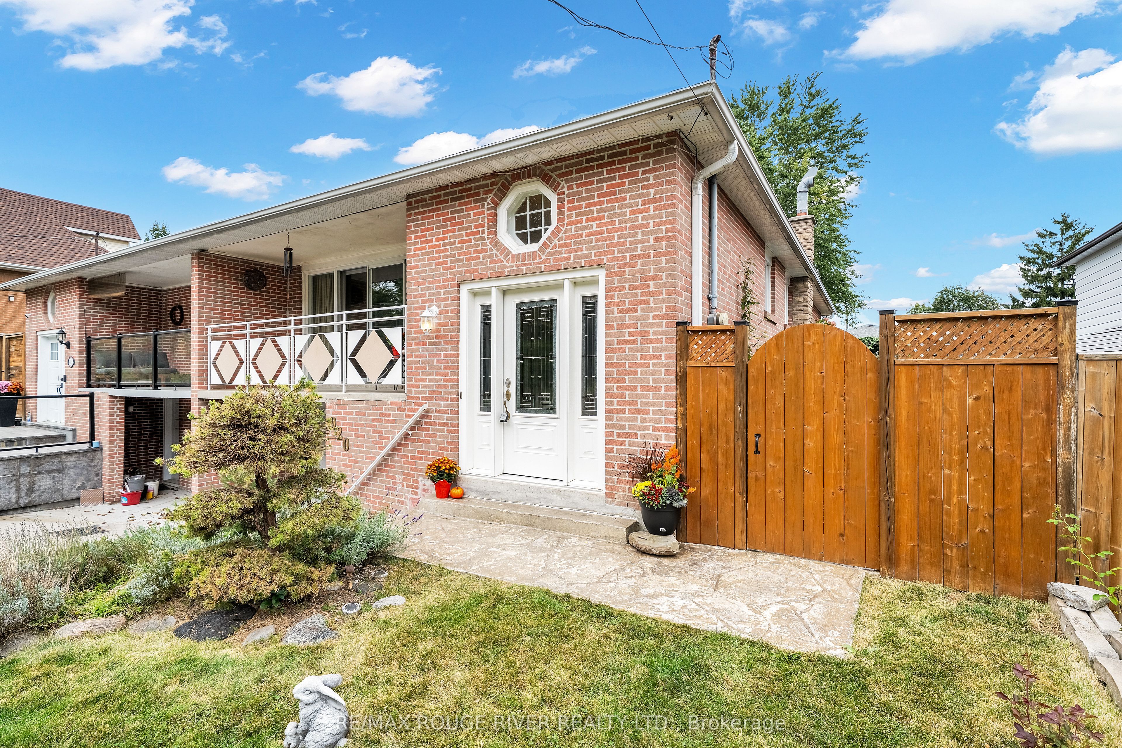 920 Sunrise Avenue Property Photo 3