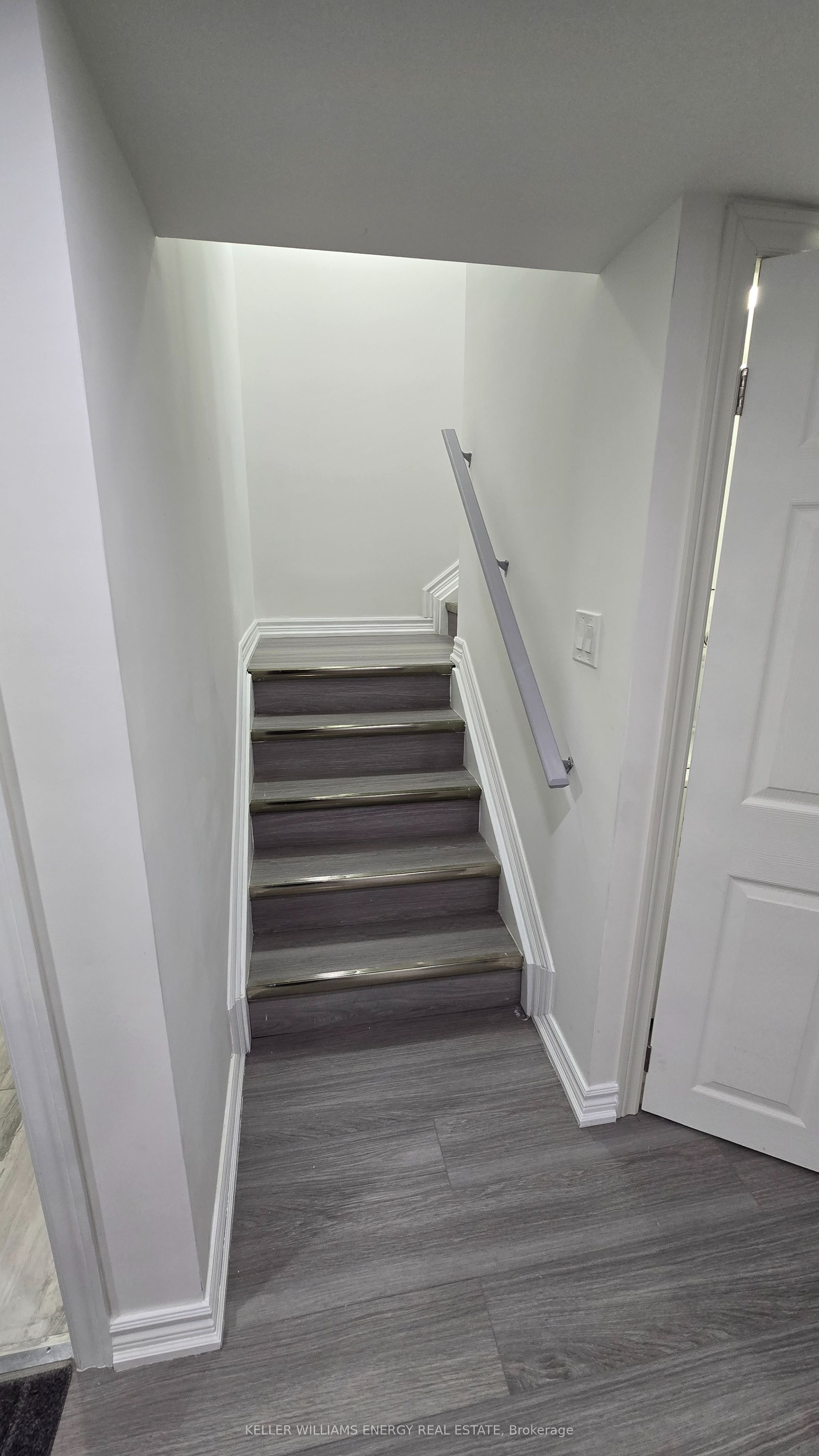36 Crombie Street Property Photo 2