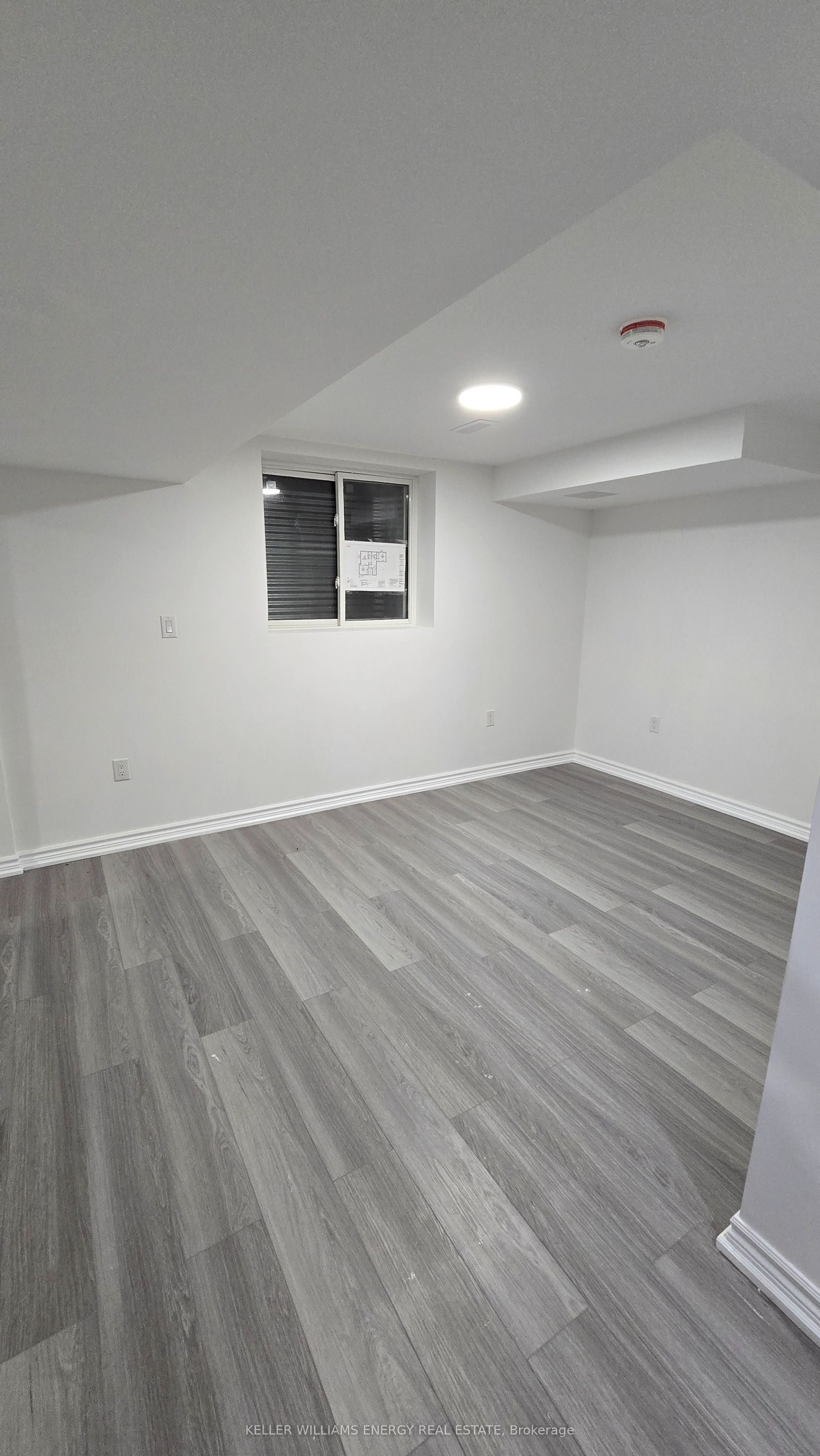 36 Crombie Street Property Photo 4