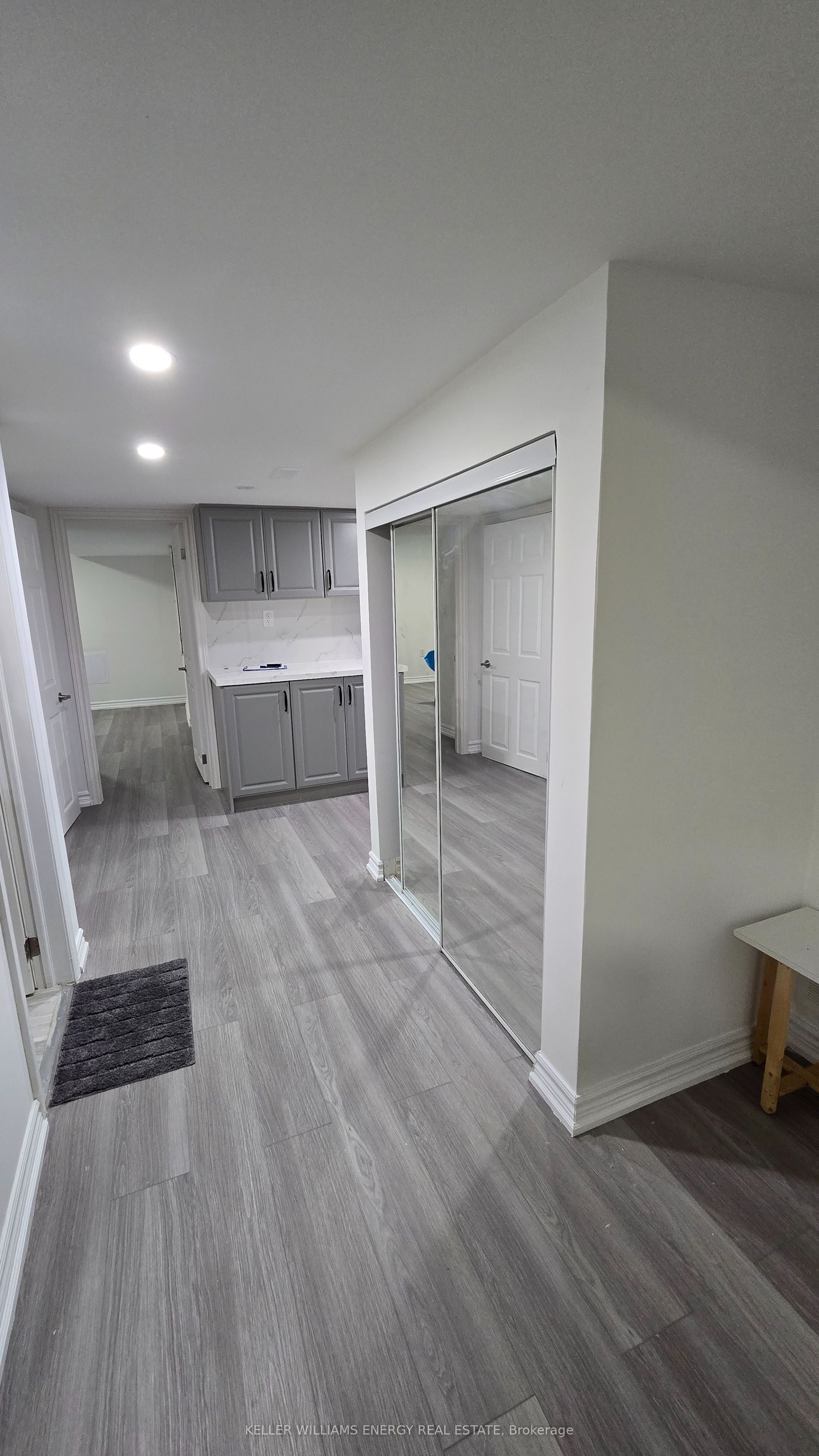 36 Crombie Street Property Photo 8