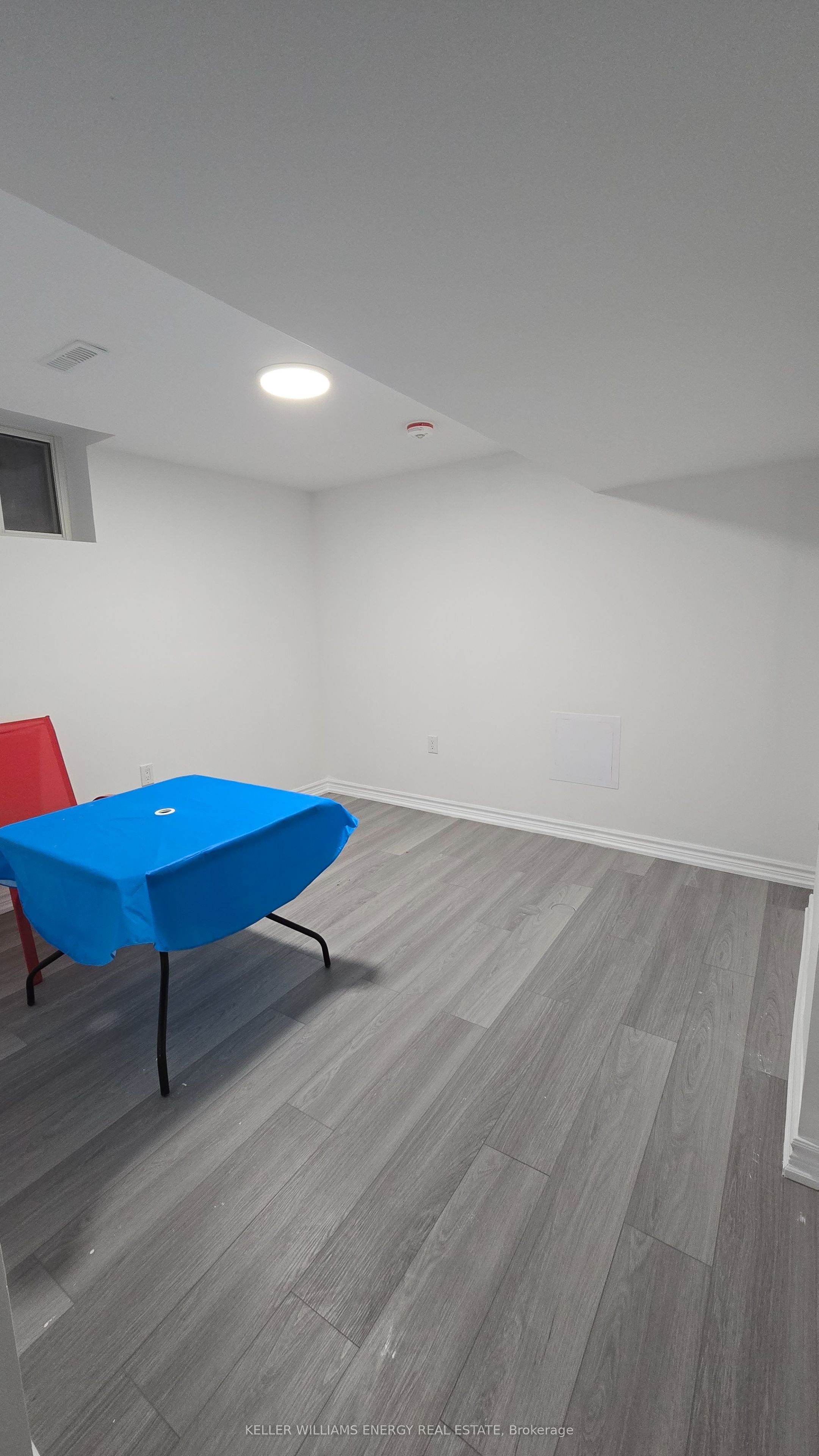 36 Crombie Street Property Photo 10