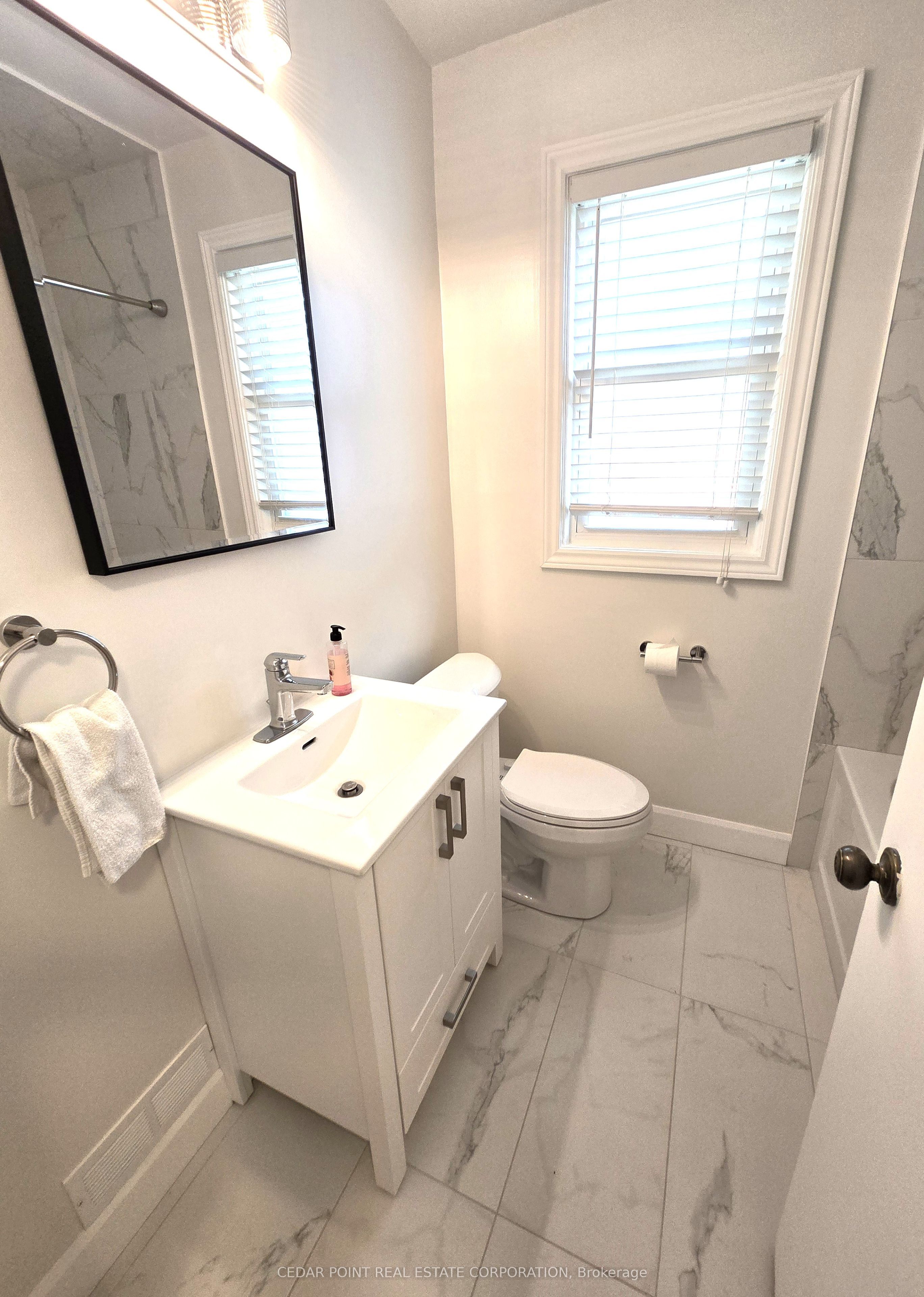 44 Janet Boulevard Property Photo 13