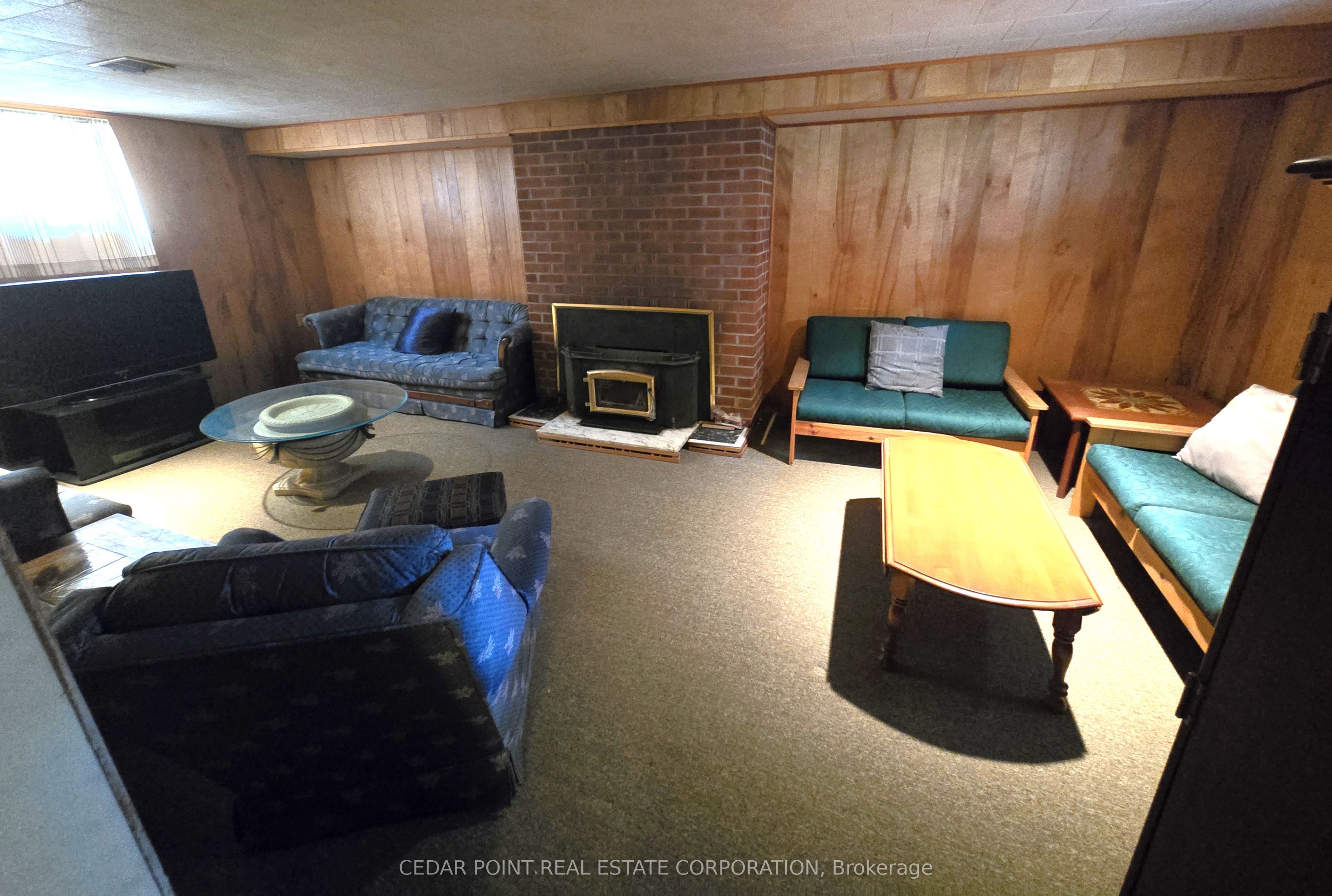 44 Janet Boulevard Property Photo 21