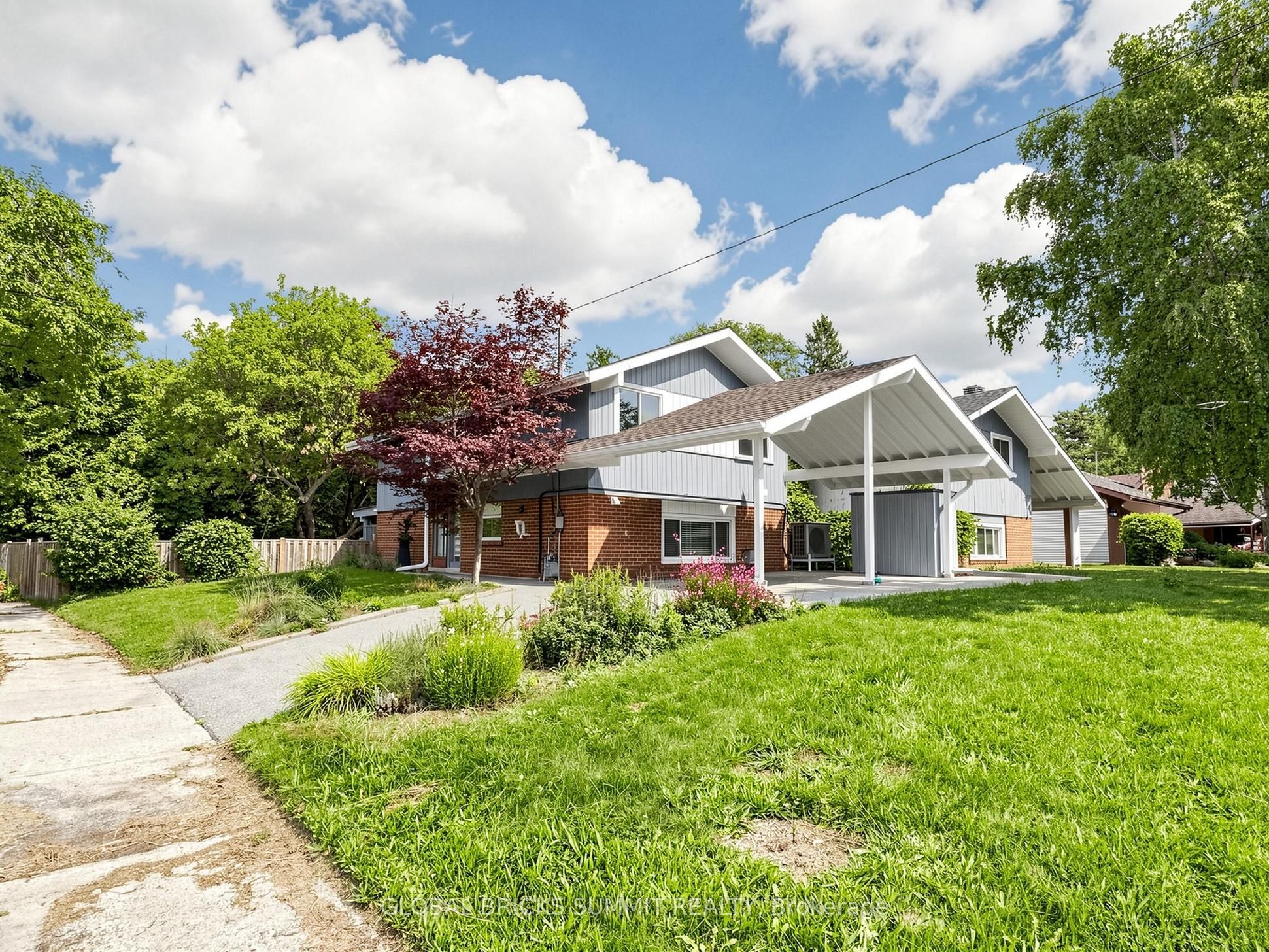 17 Amboy Road Property Photo 3