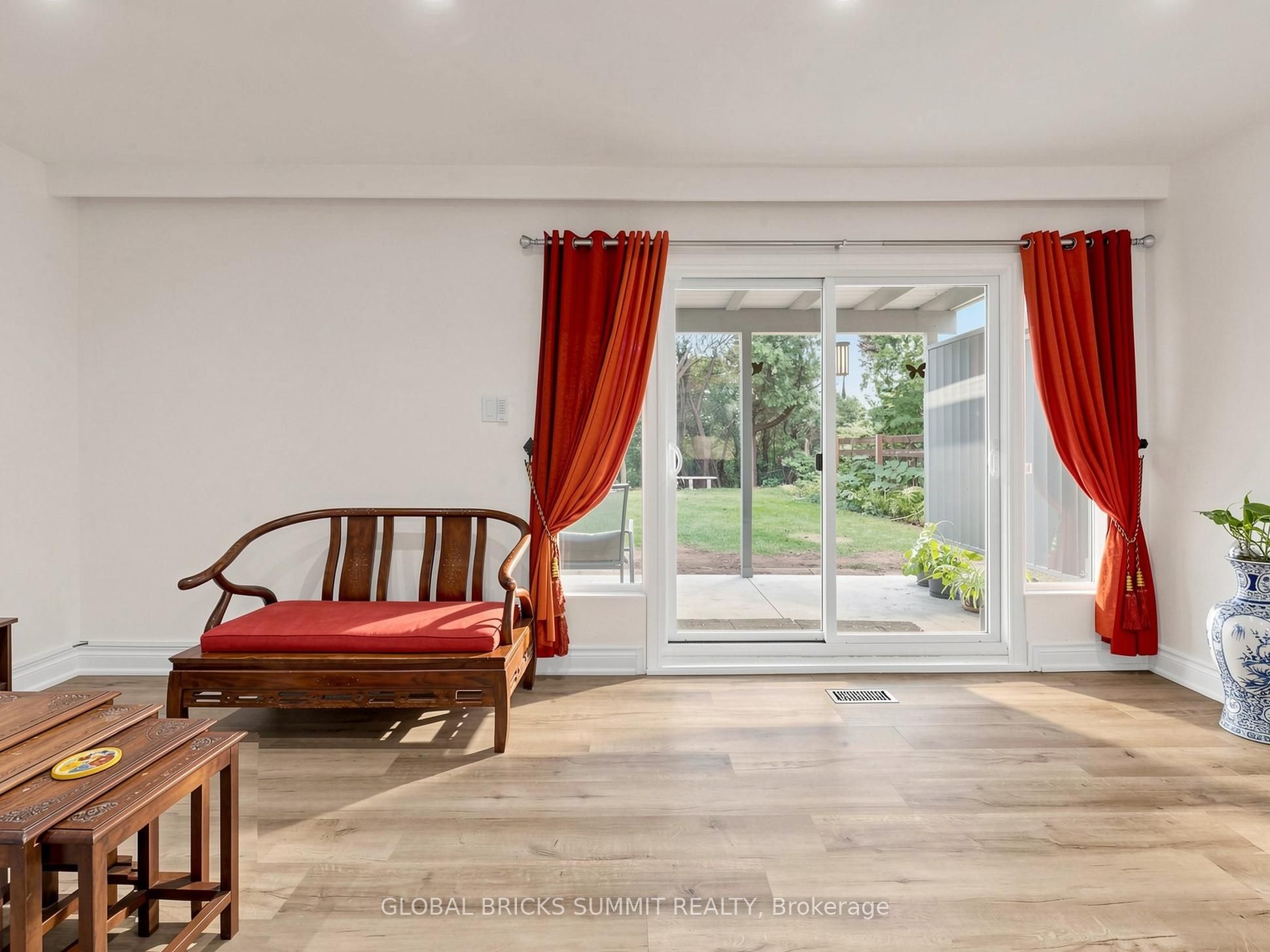 17 Amboy Road Property Photo 7