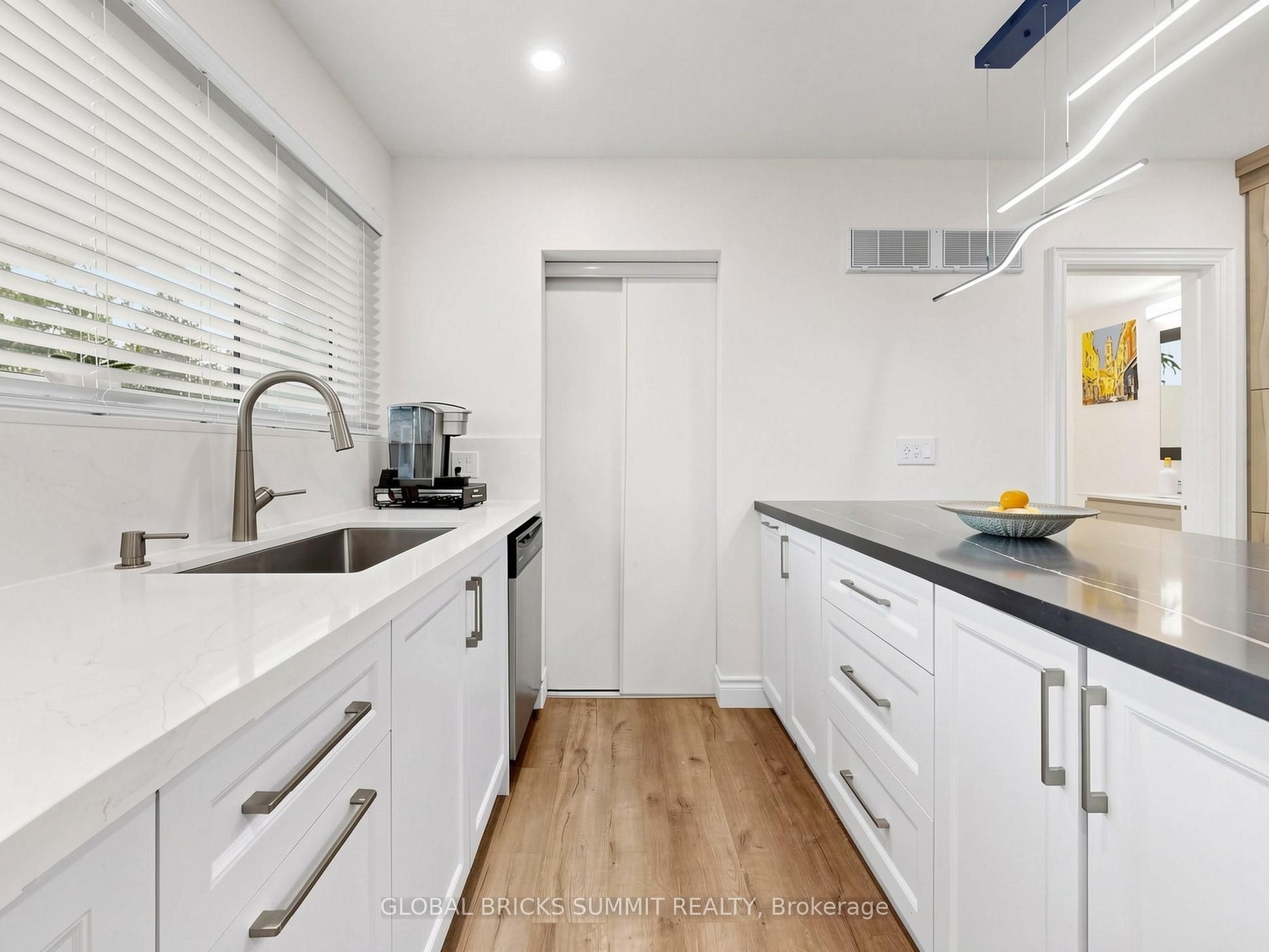 17 Amboy Road Property Photo 14