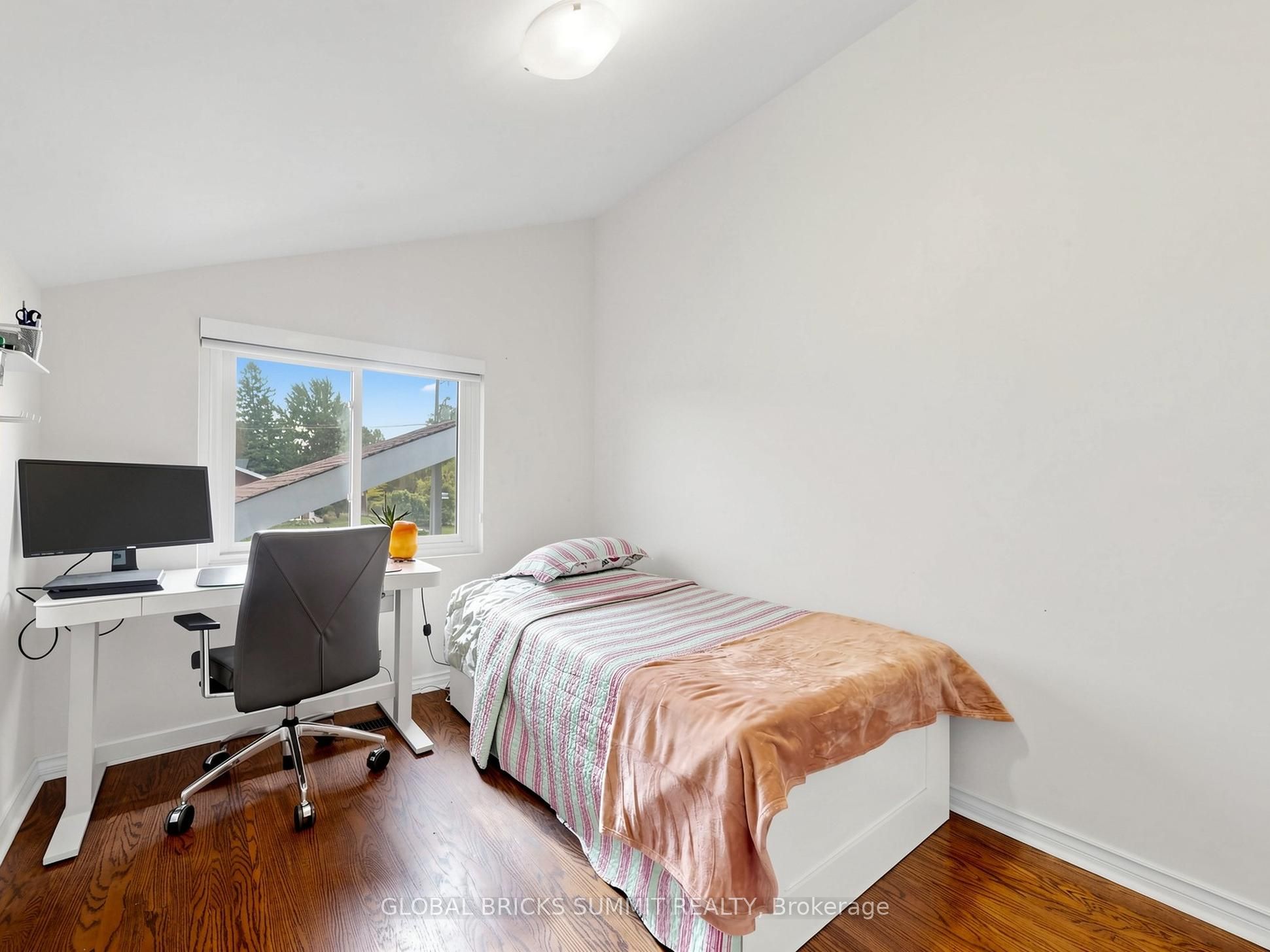 17 Amboy Road Property Photo 23