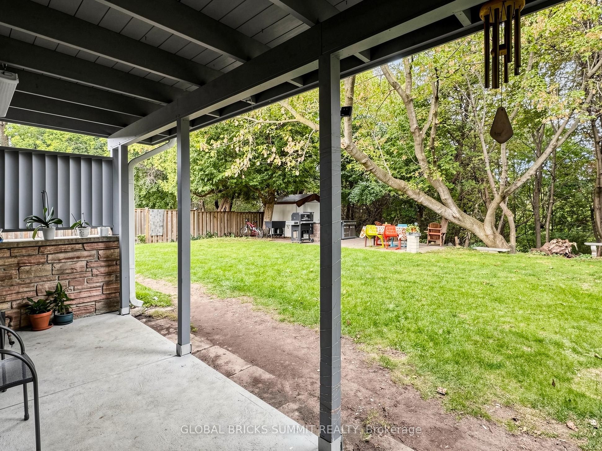 17 Amboy Road Property Photo 26