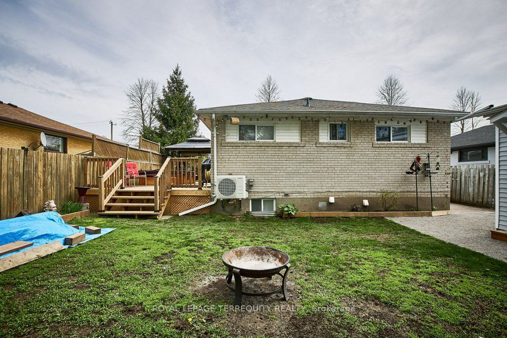 304 Palmerston Avenue Lower Property Photo 15