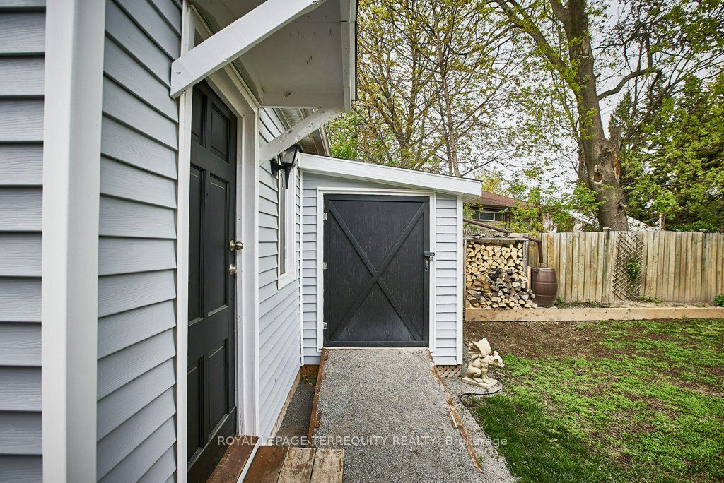 304 Palmerston Avenue Lower Property Photo 18