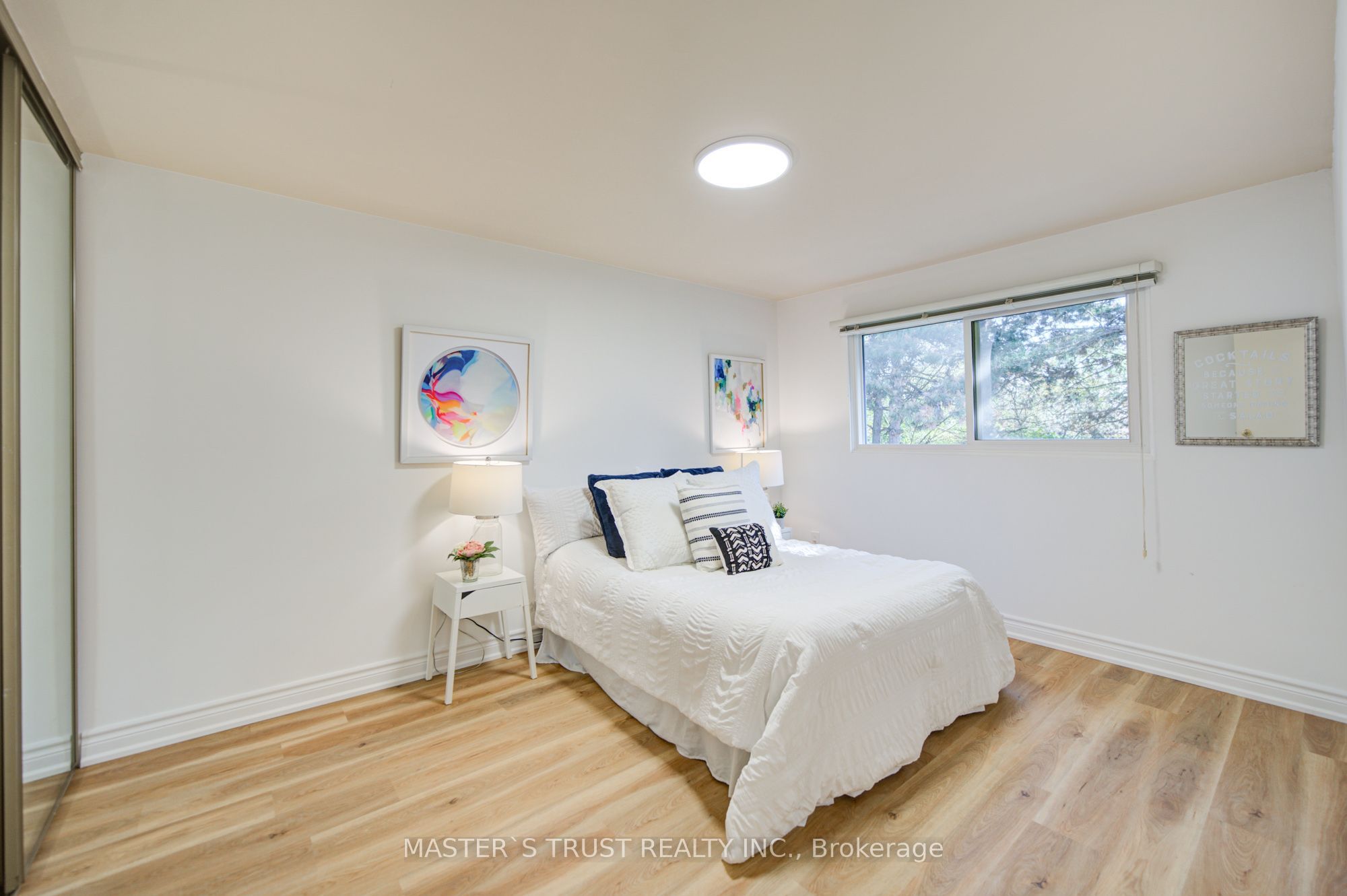 15 Brimwood Boulevard 61 Property Photo 17