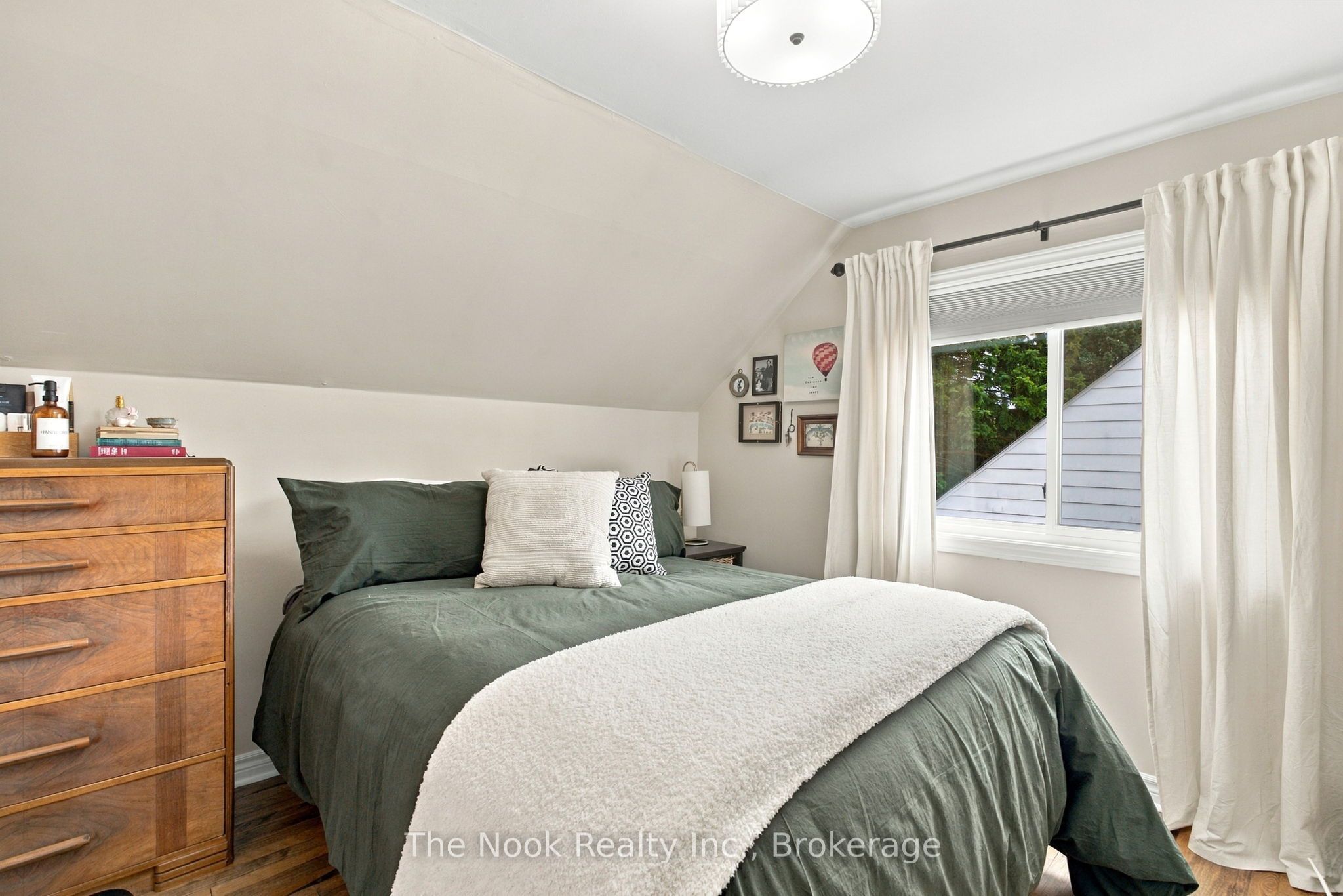 120 Admiral Road Property Photo 25