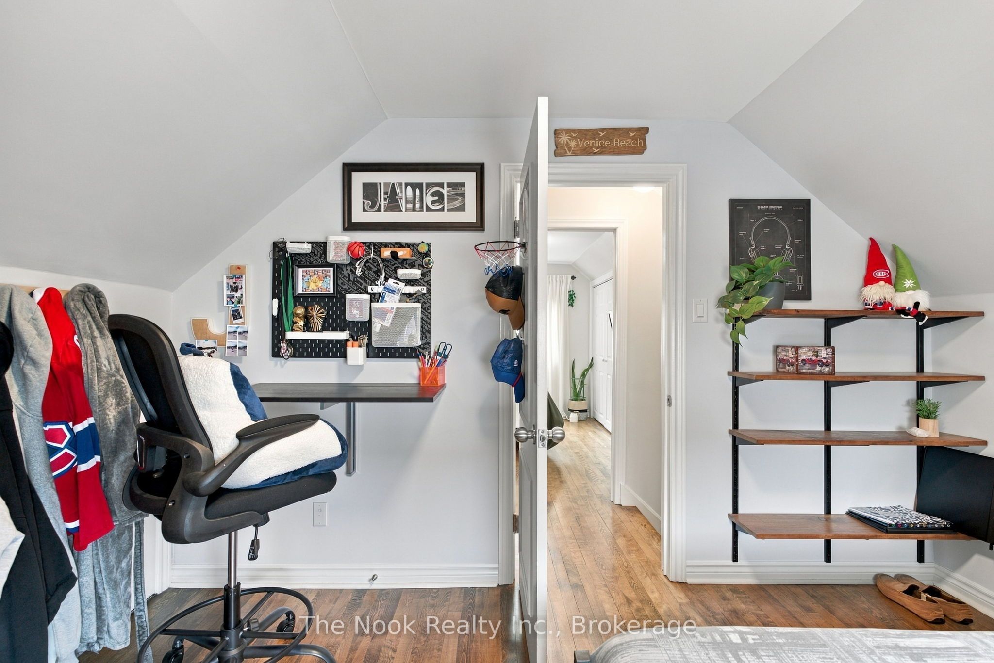 120 Admiral Road Property Photo 28