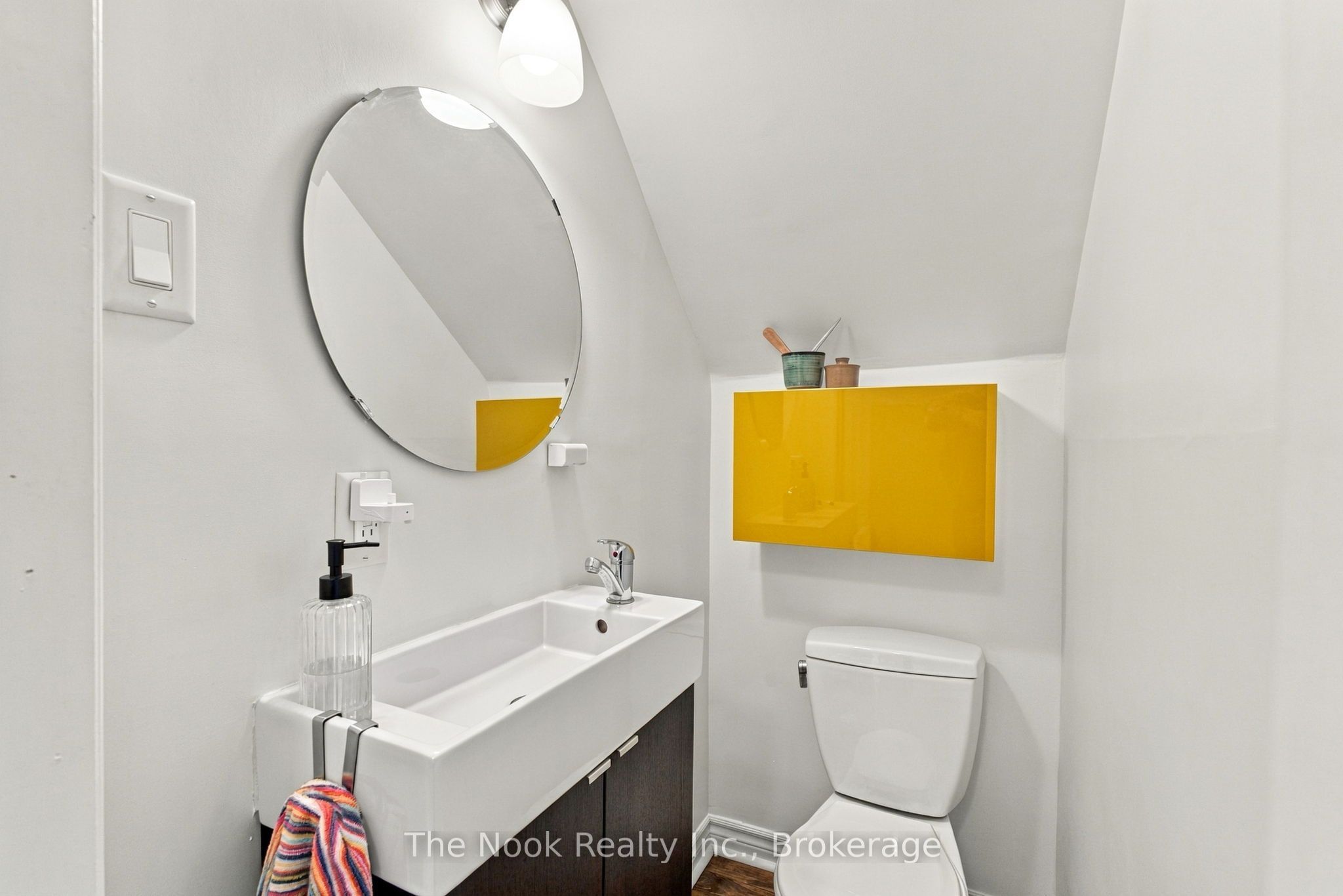 120 Admiral Road Property Photo 30
