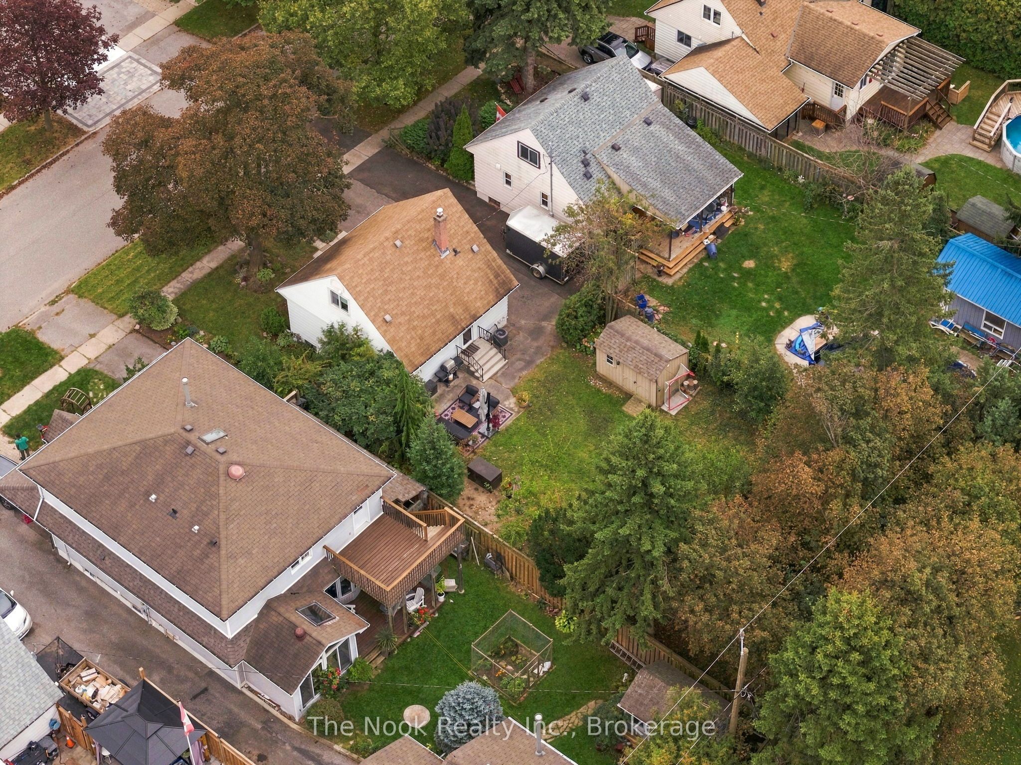 120 Admiral Road Property Photo 40