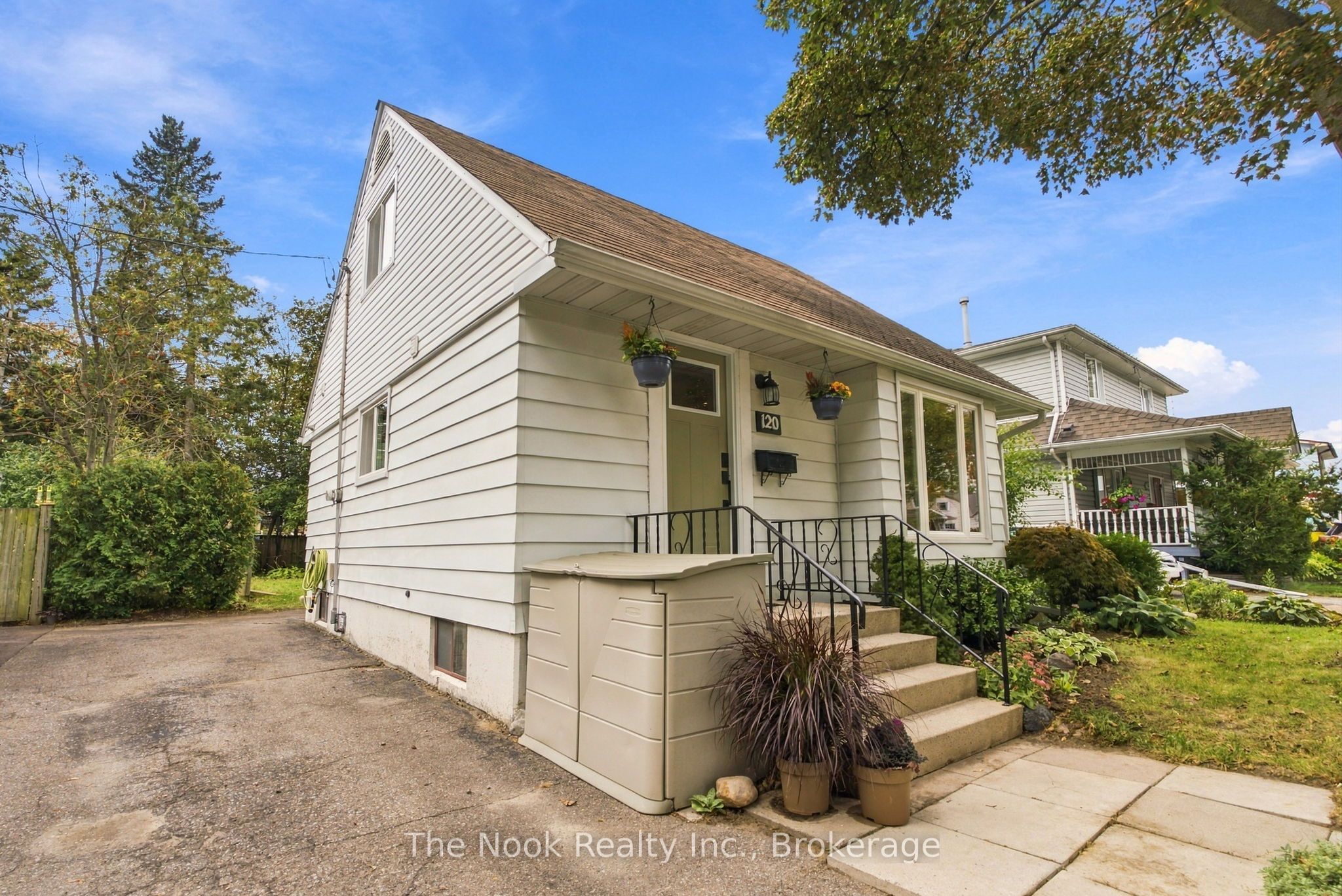120 Admiral Road Property Photo 48