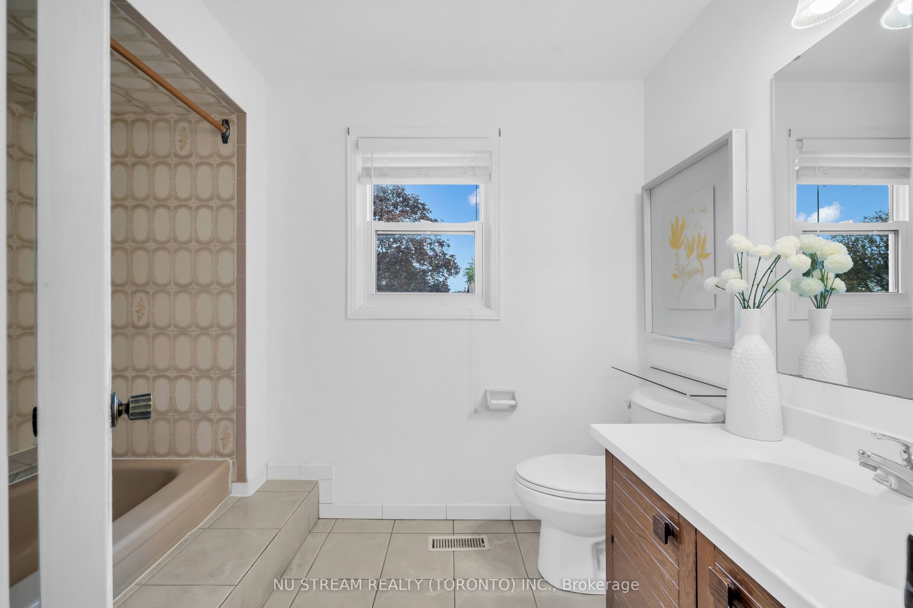 37 Wintermute Boulevard Property Photo 25