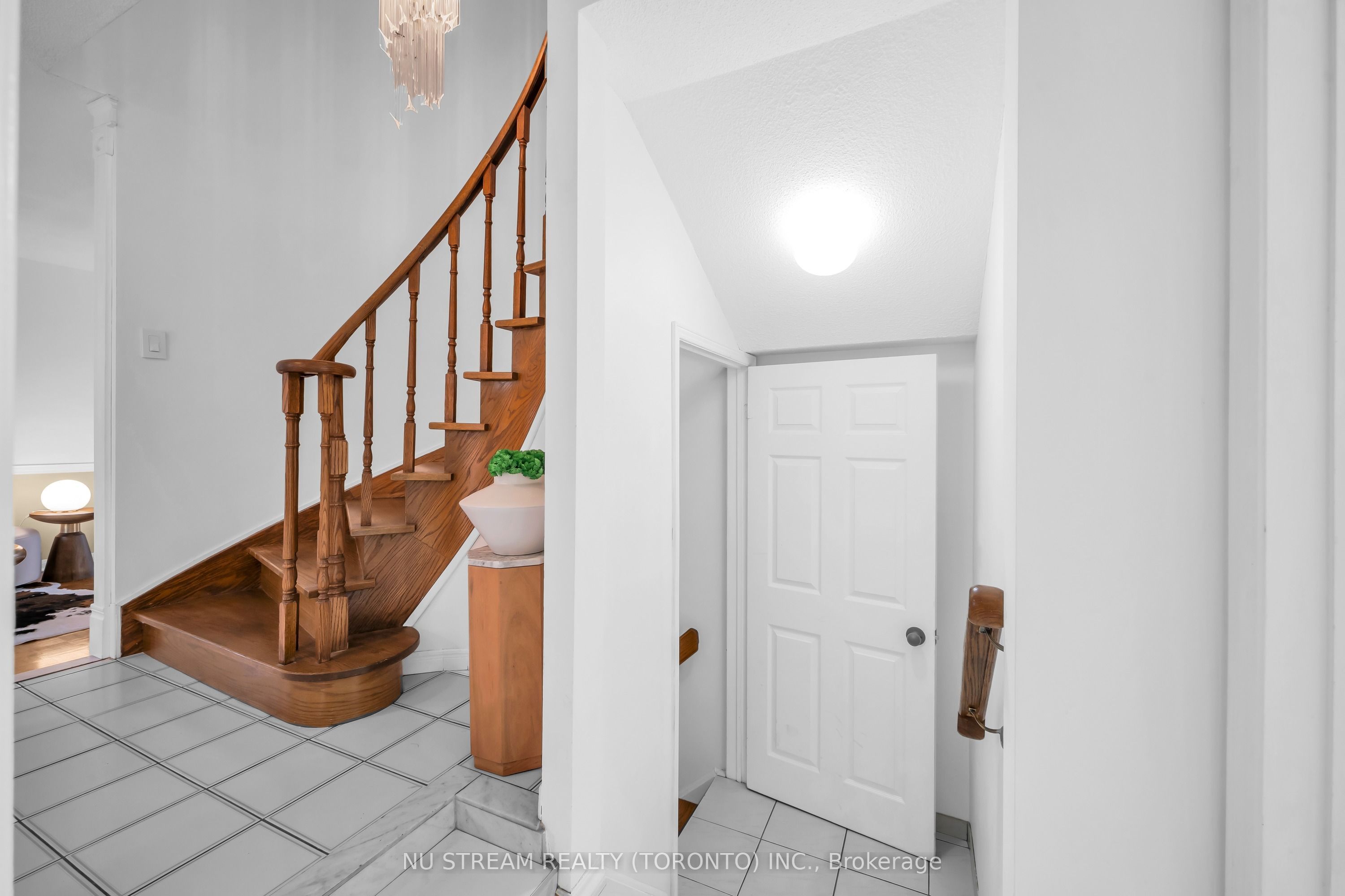 37 Wintermute Boulevard Property Photo 35
