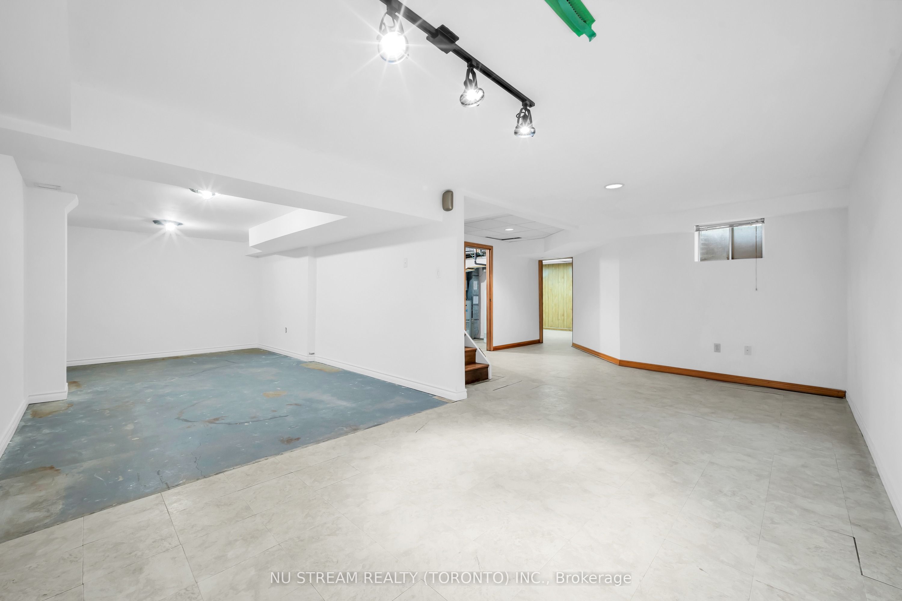 37 Wintermute Boulevard Property Photo 38