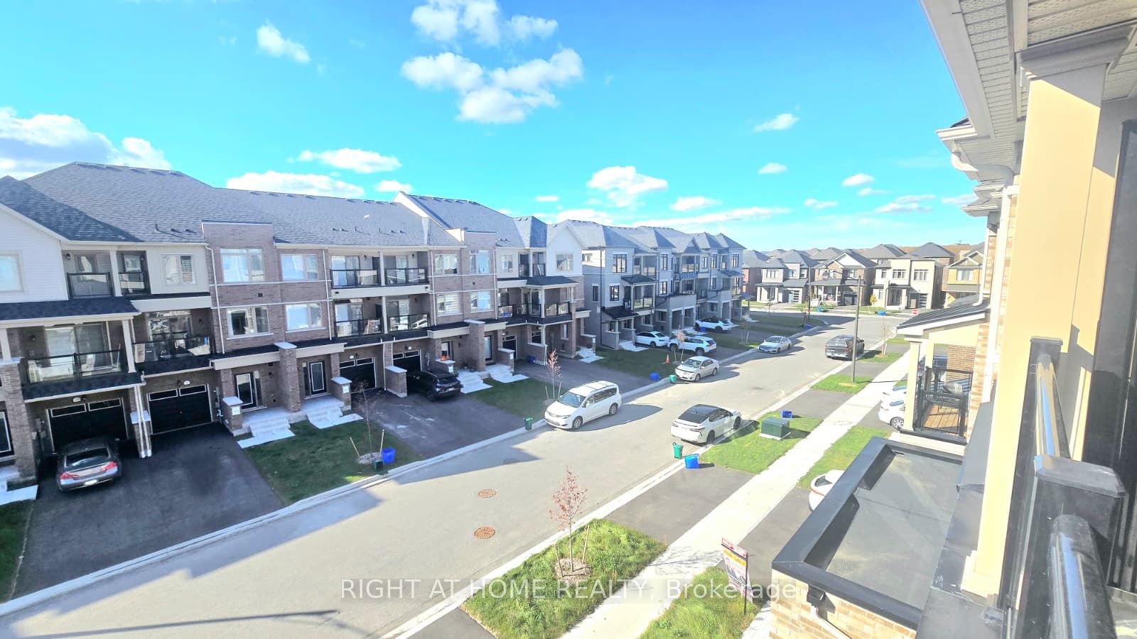 1992 Cameron Lott Crescent Property Photo 27