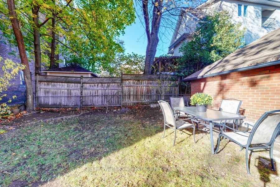 376 Glen Manor Drive Property Photo 21