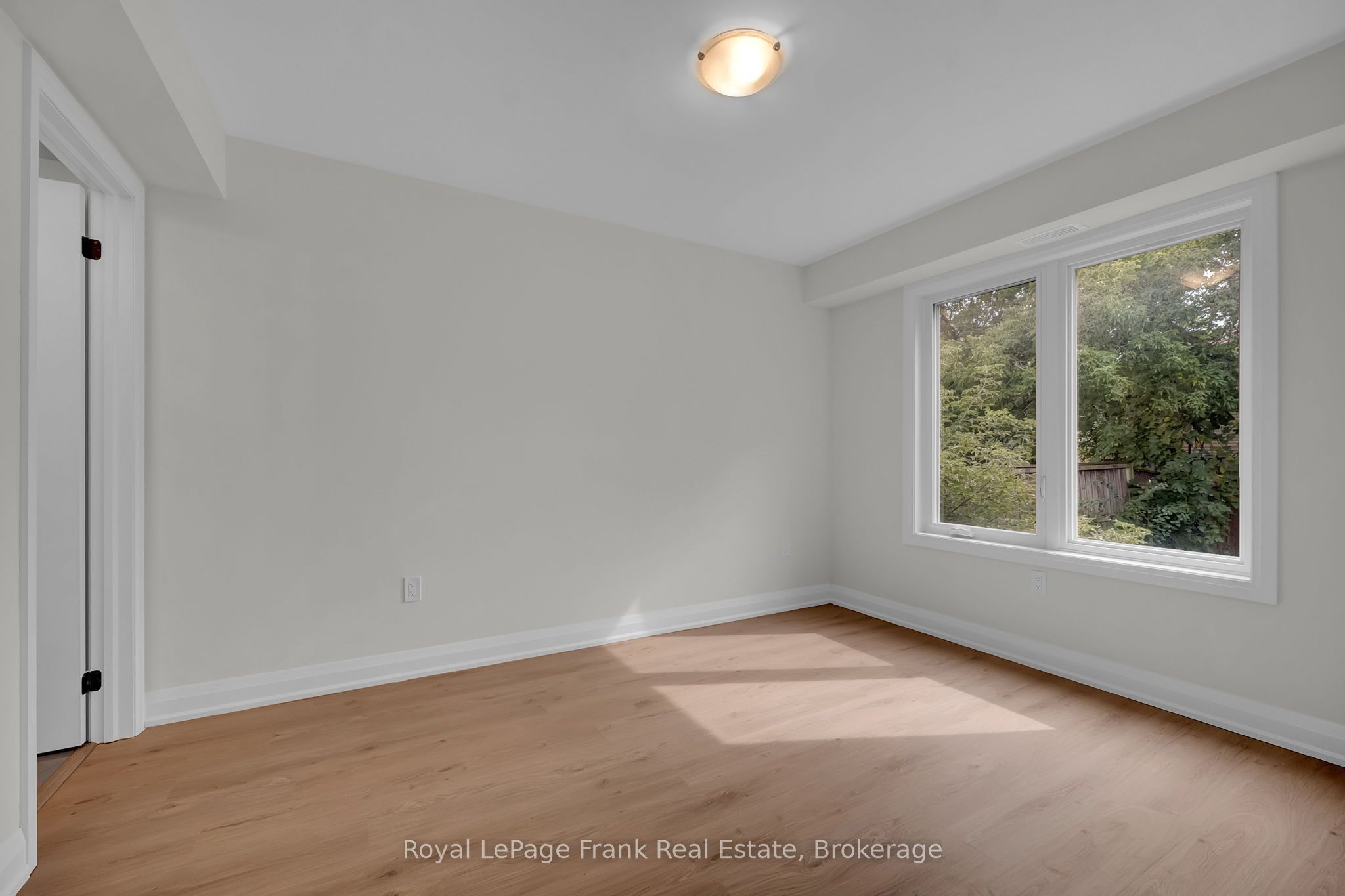 321 Anderson Avenue Property Photo 9