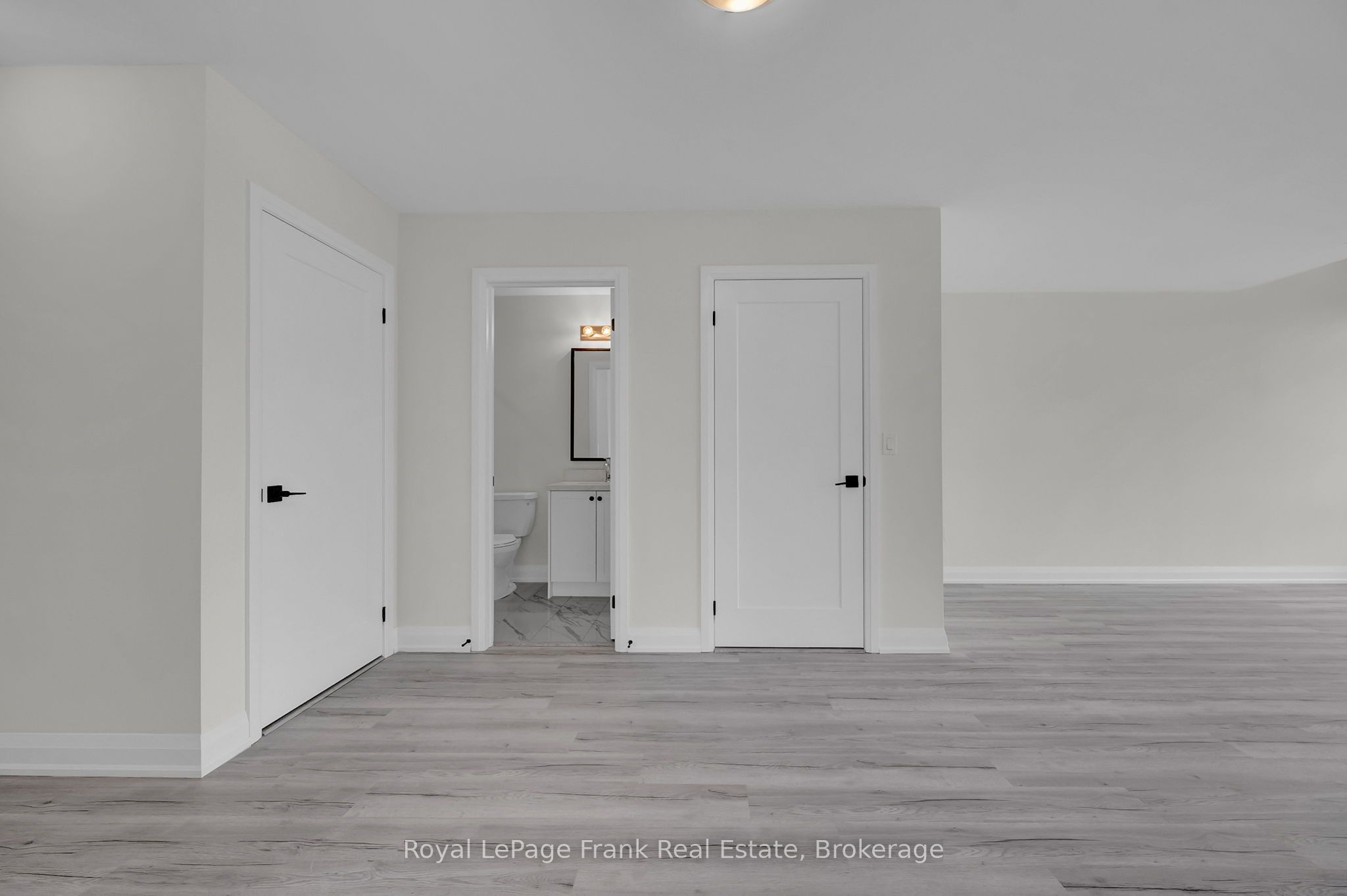 321 Anderson Avenue Property Photo 15