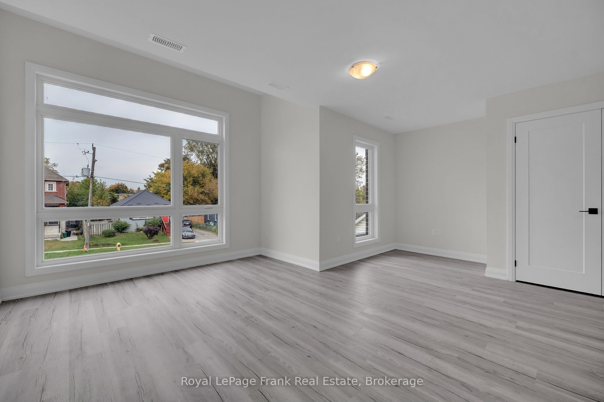 321 Anderson Avenue Property Photo 19