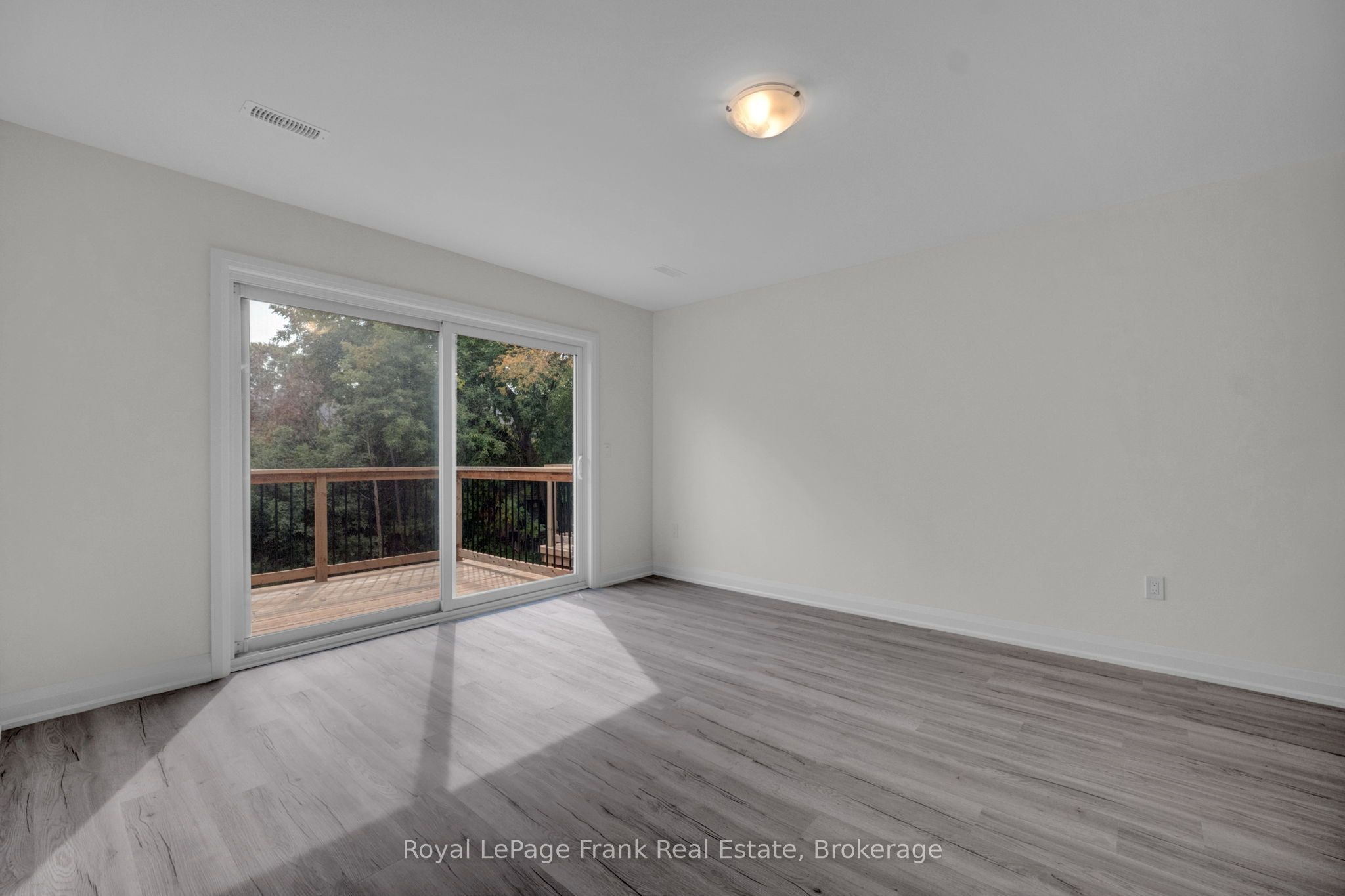 321 Anderson Avenue Property Photo 22
