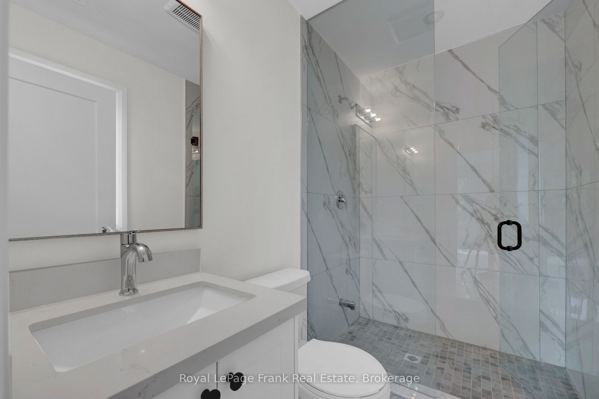 321 Anderson Avenue Property Photo 28